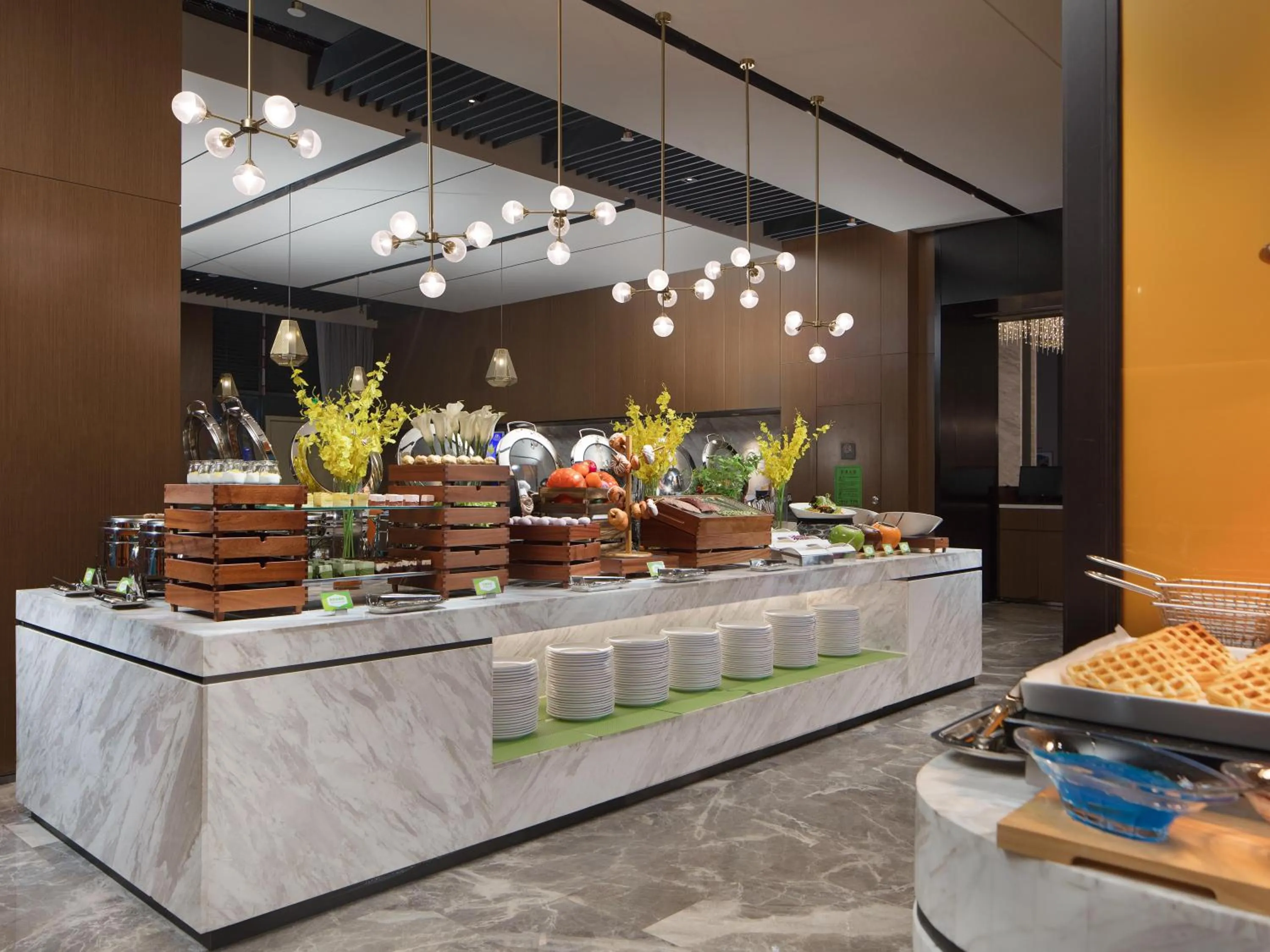 Buffet breakfast in Hampton by Hilton Shenzhen Bao'an Airport