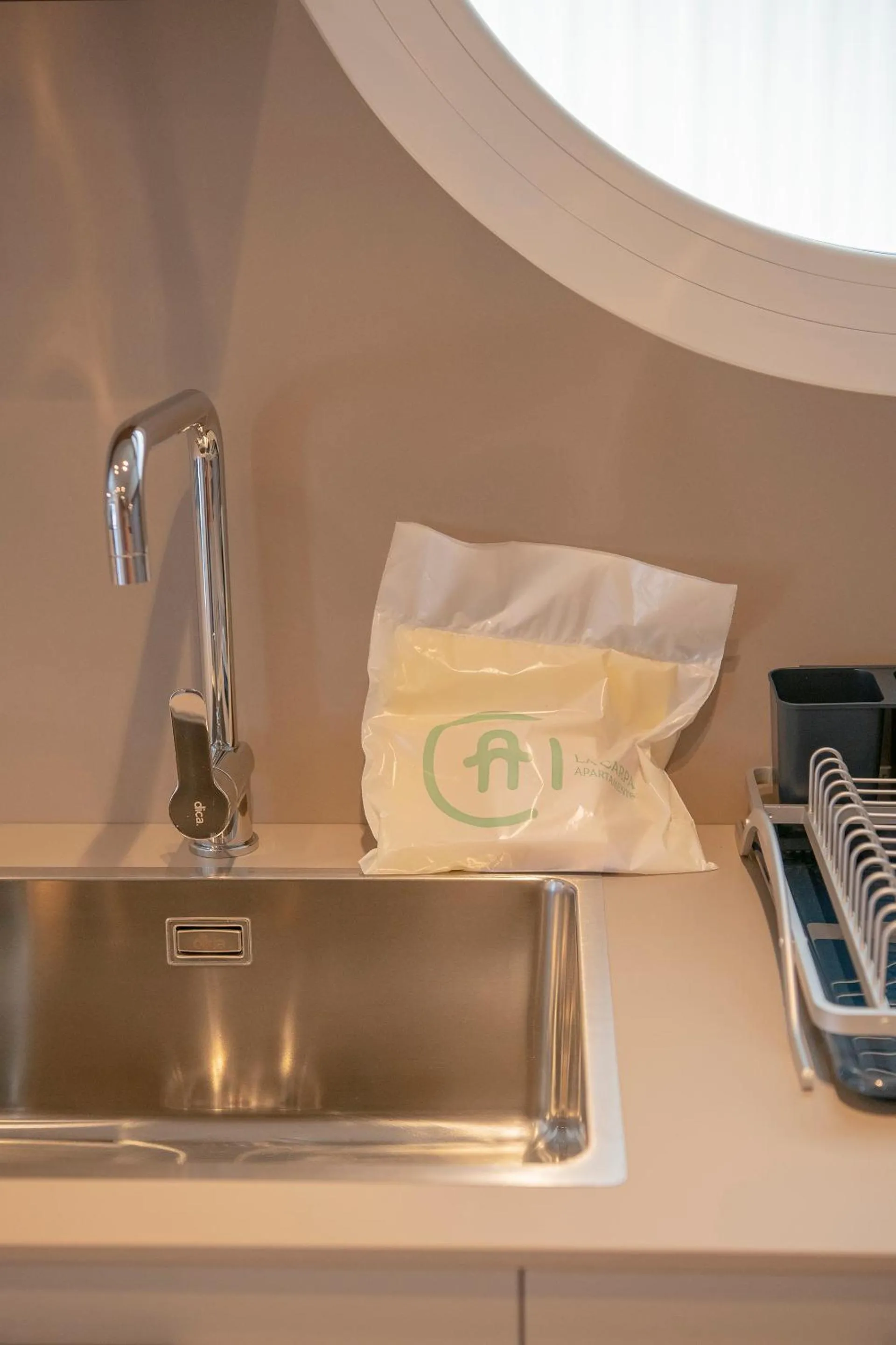 Kitchen or kitchenette in APARTAMENTS LA CARPA