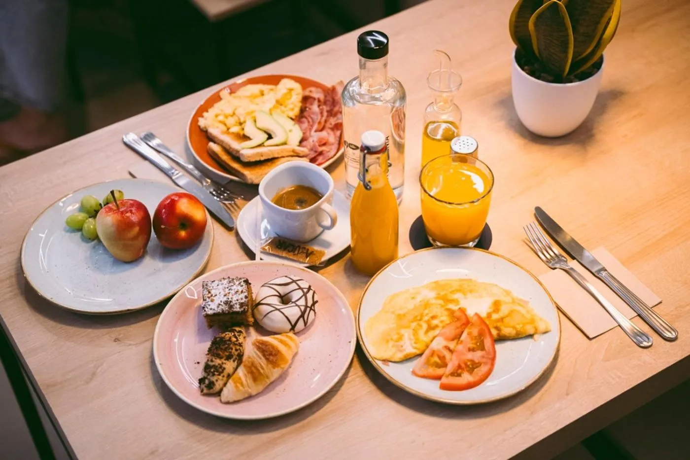 Buffet breakfast in Hotel Casa Gardenia