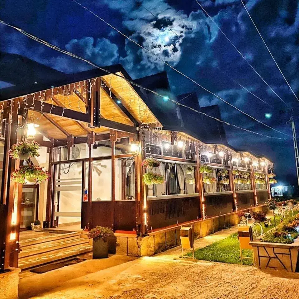 PENSIUNEA ANA PENSIUNEA ANA