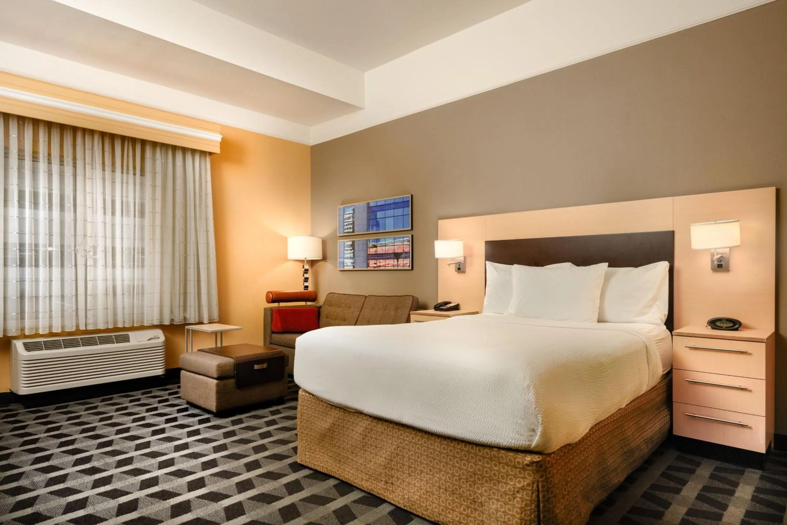 Photo of the whole room, Bed in TownePlace Suites by Marriott Houston Westchase