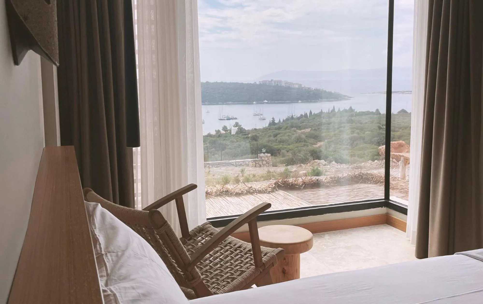 View (from property/room), Bed in The May Five - Adults only