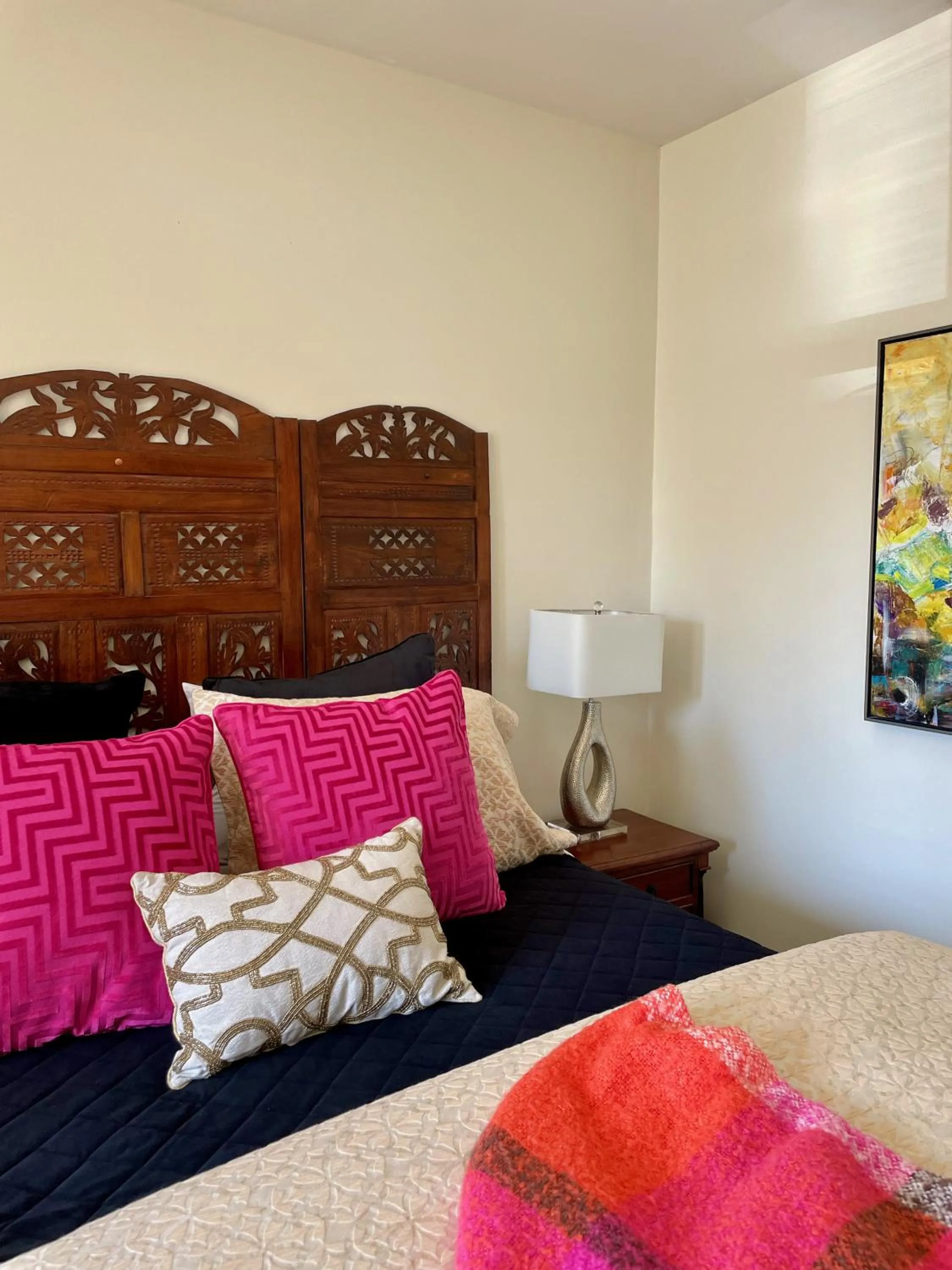 Bed in Norfolk Guest House Inn