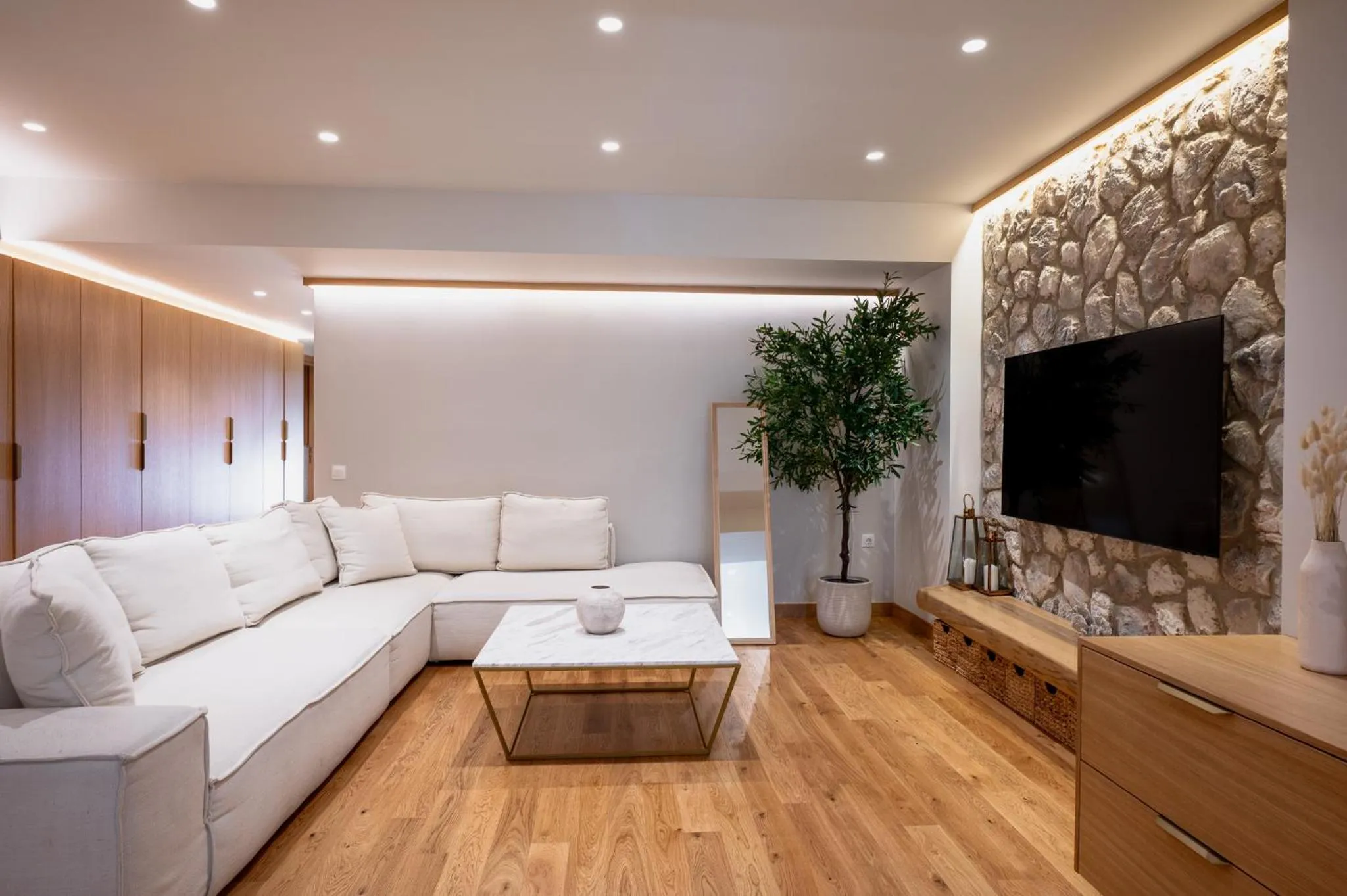 Living room in Num Suites & Lofts Athens