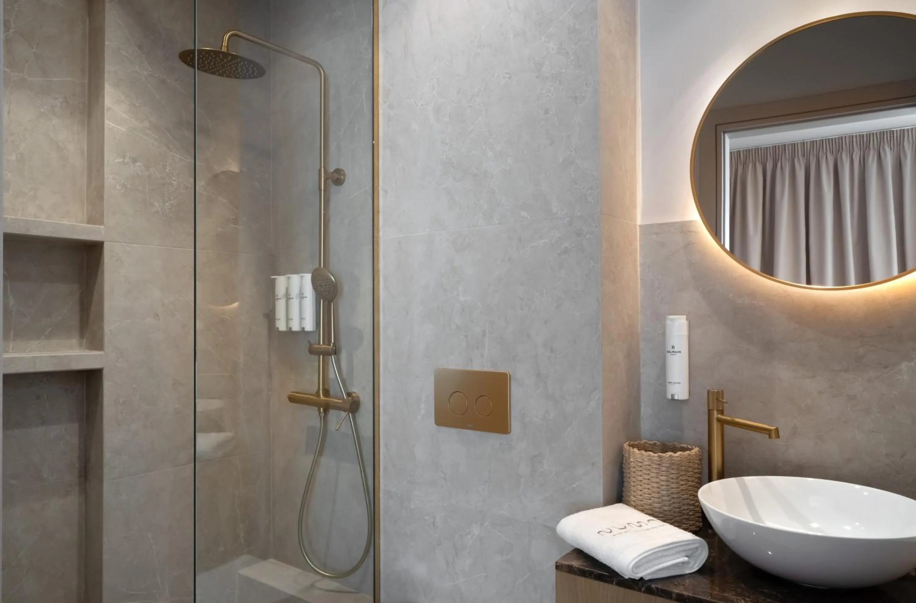 Shower in Num Suites & Lofts Athens