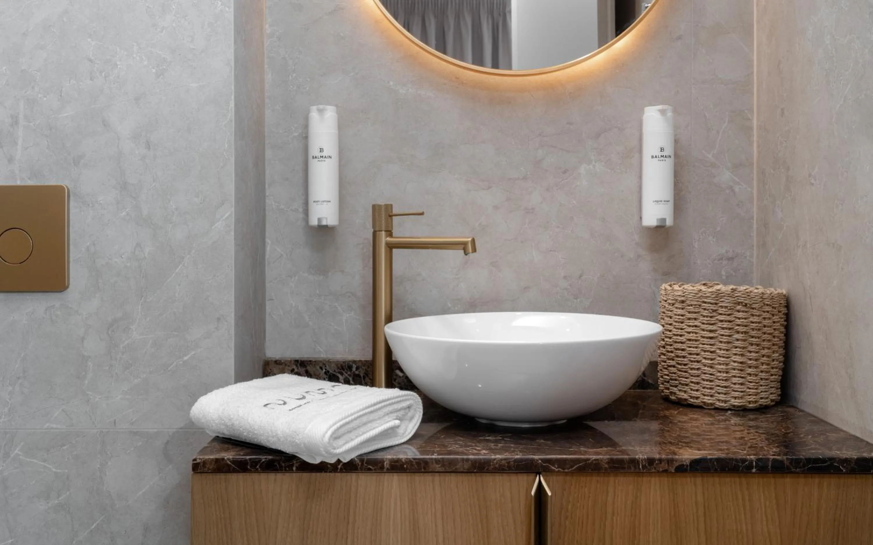 Bathroom in Num Suites & Lofts Athens