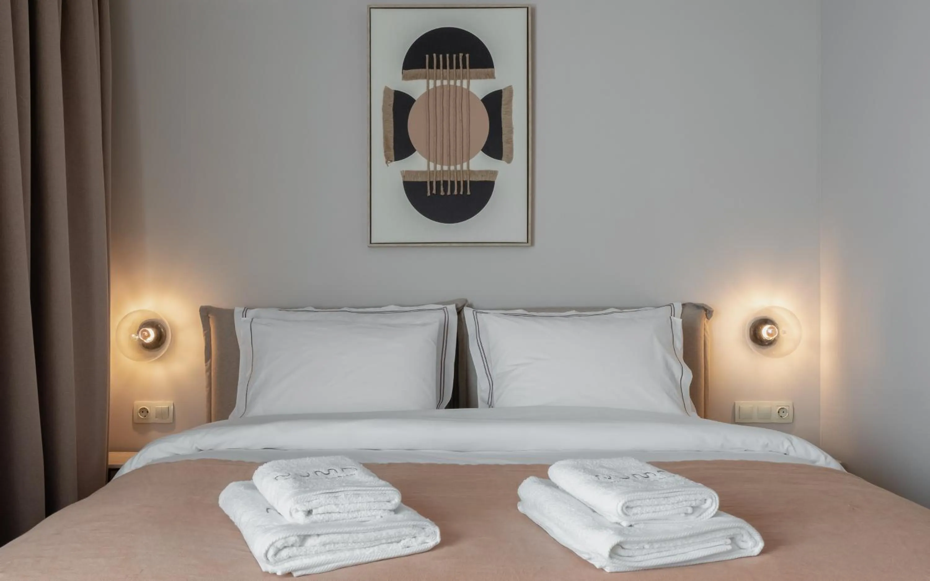 Bed in Num Suites & Lofts Athens