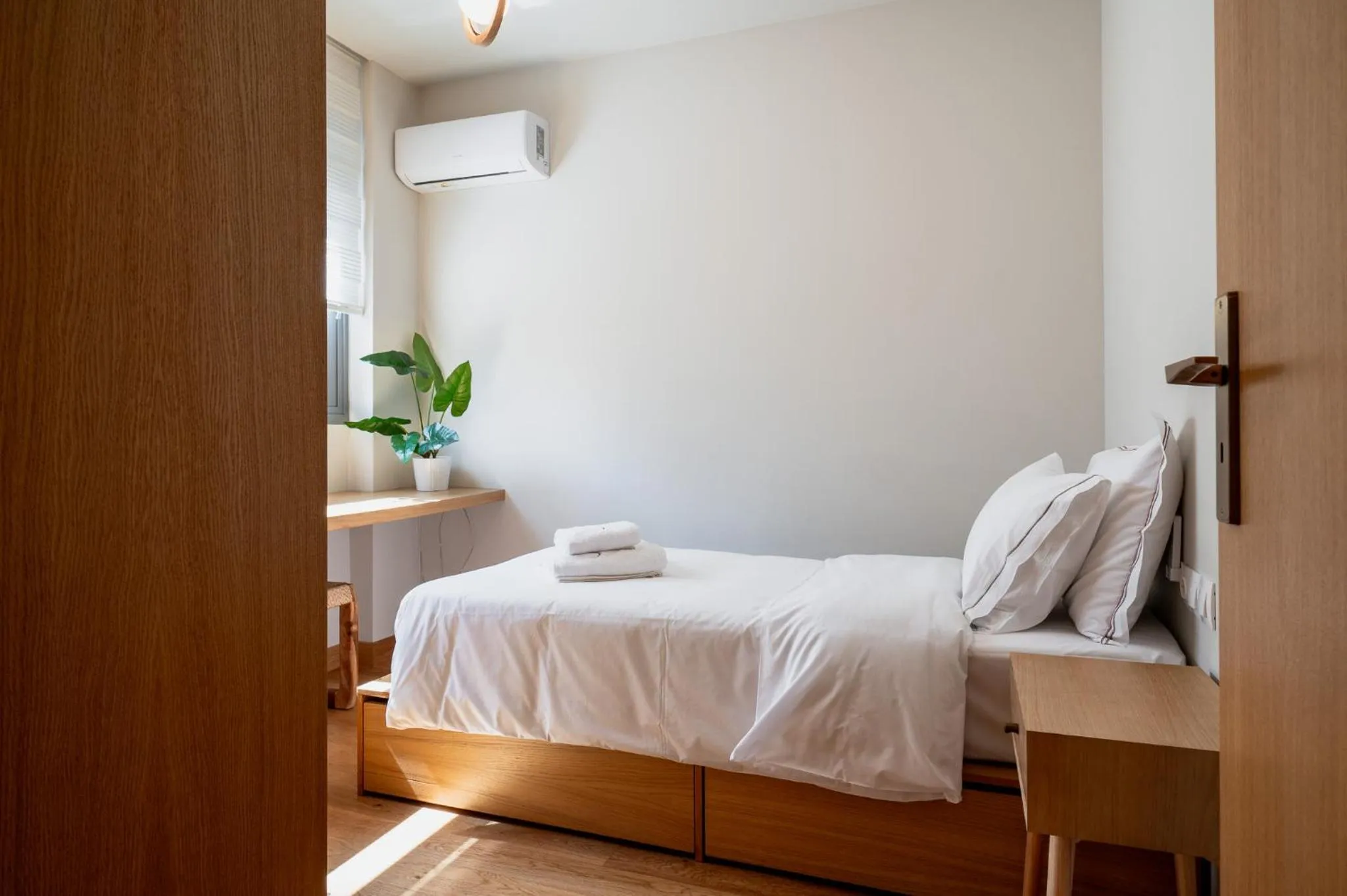 Bedroom, Bed in Num Suites & Lofts Athens