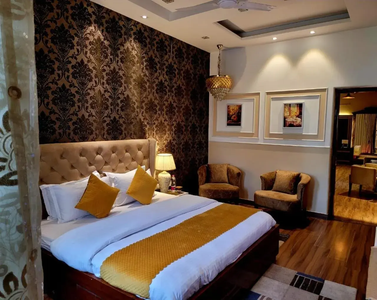 Family Room with Balcony in Victorian Elegance Luxury Stays Family Room with Balcony in Victorian Elegance Luxury Stays