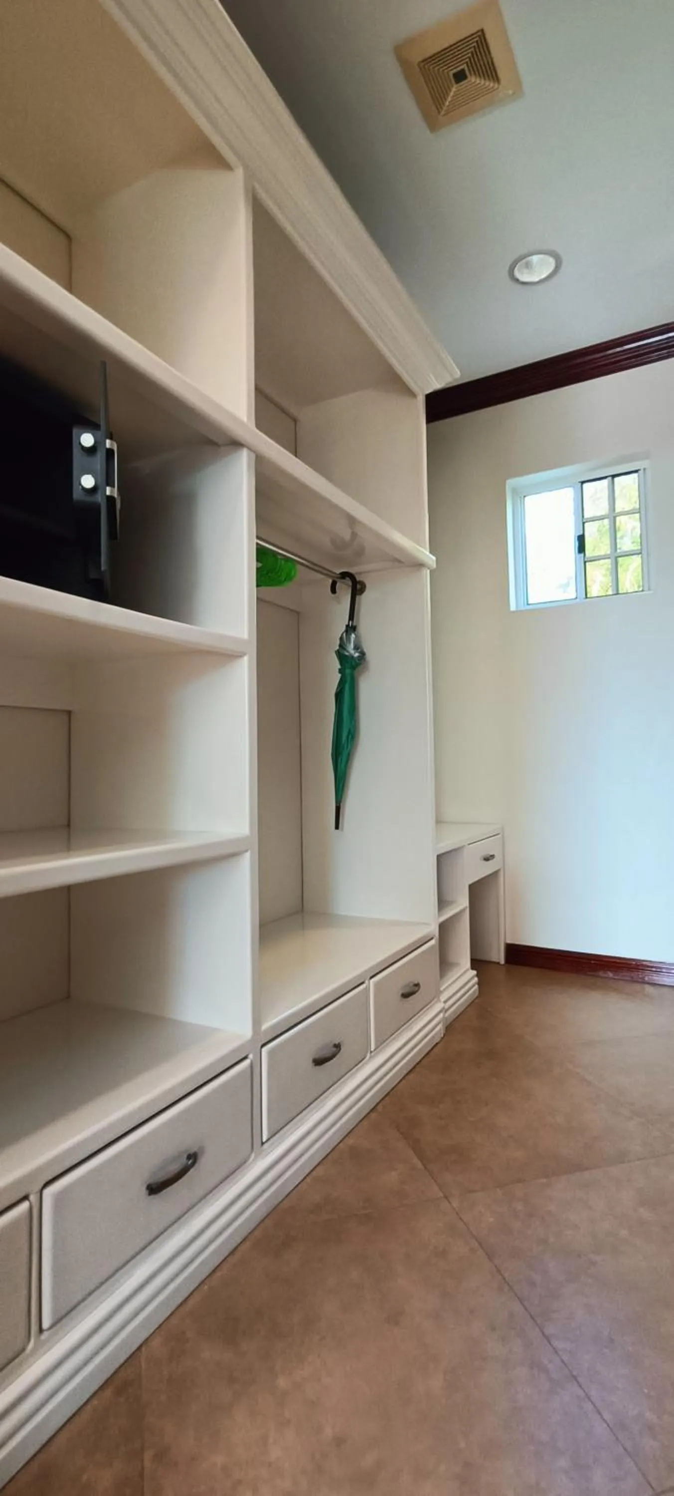 wardrobe in Star View Boutique Resort