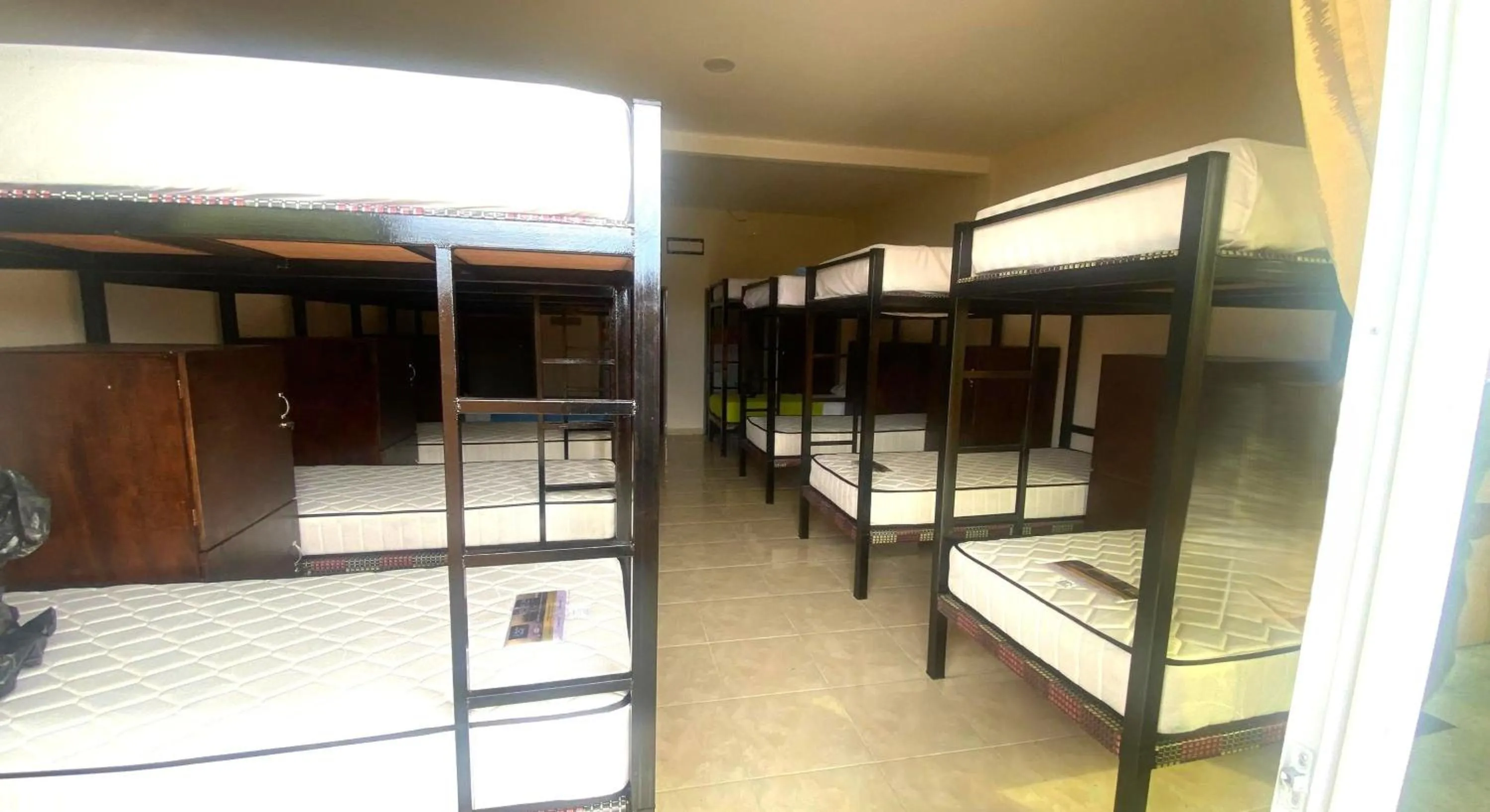 bunk bed, Bed in Capital O 91246 Tokman Inn