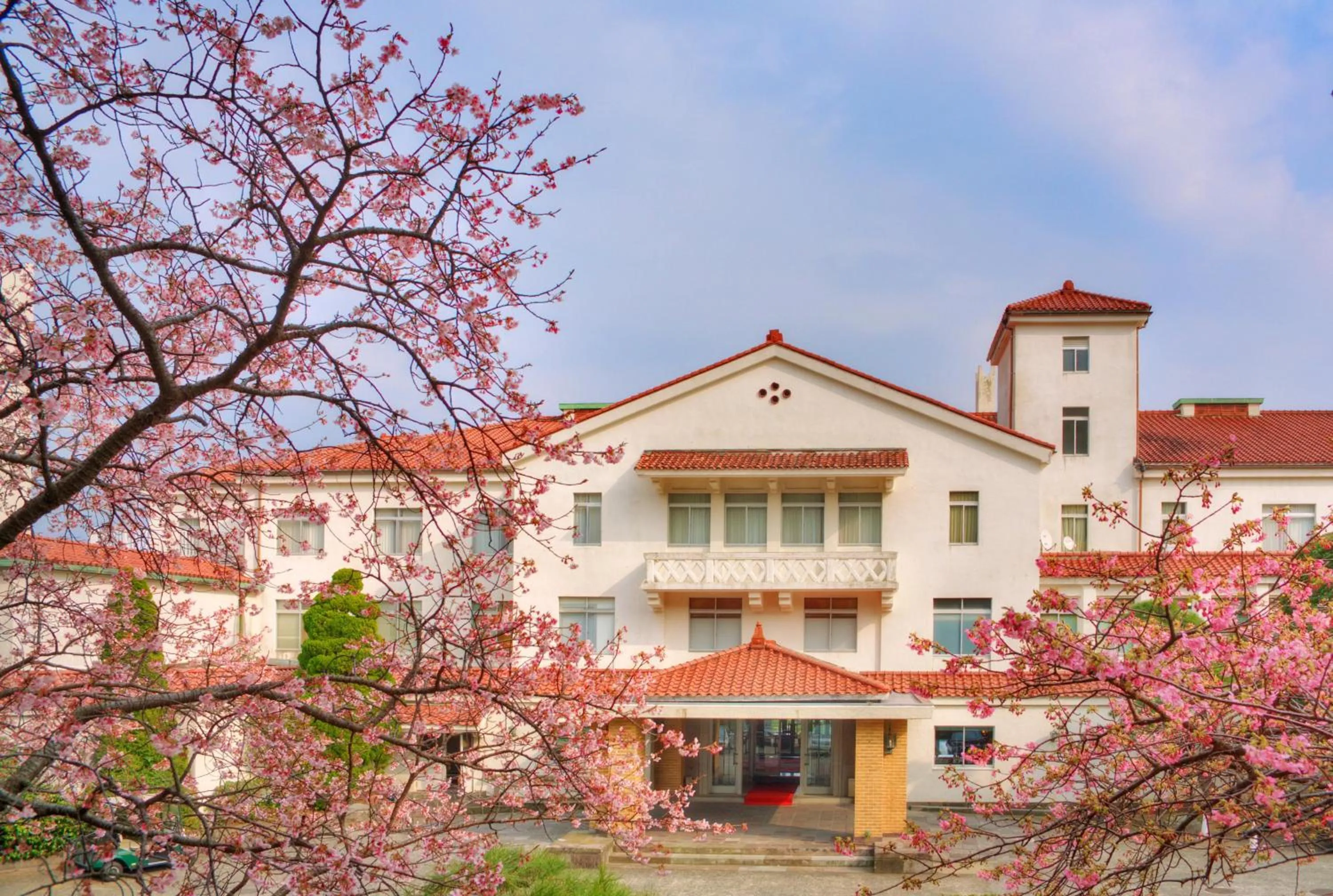 Property building in Kawana Hotel