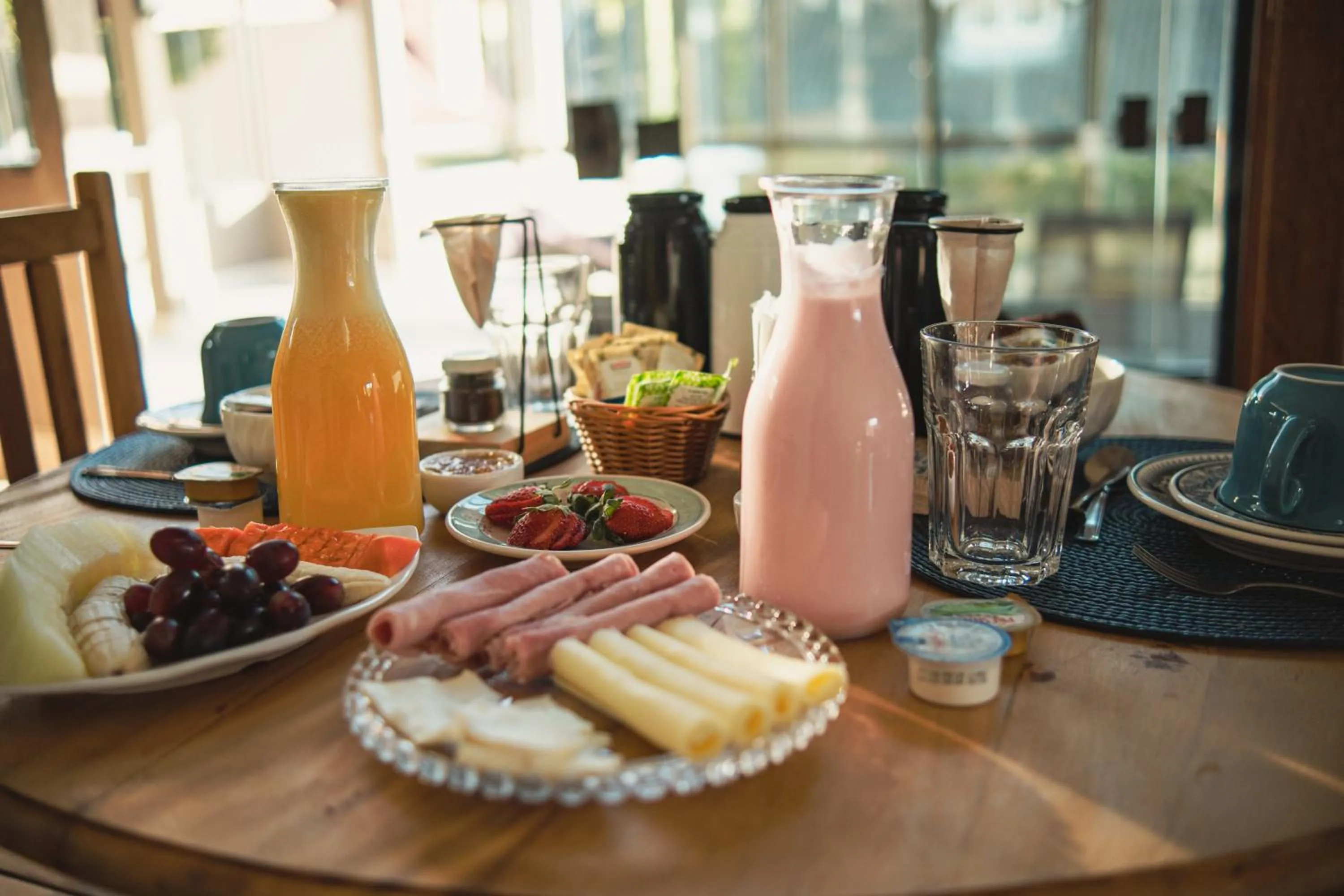Continental breakfast in Recanto Ninho Verde Village