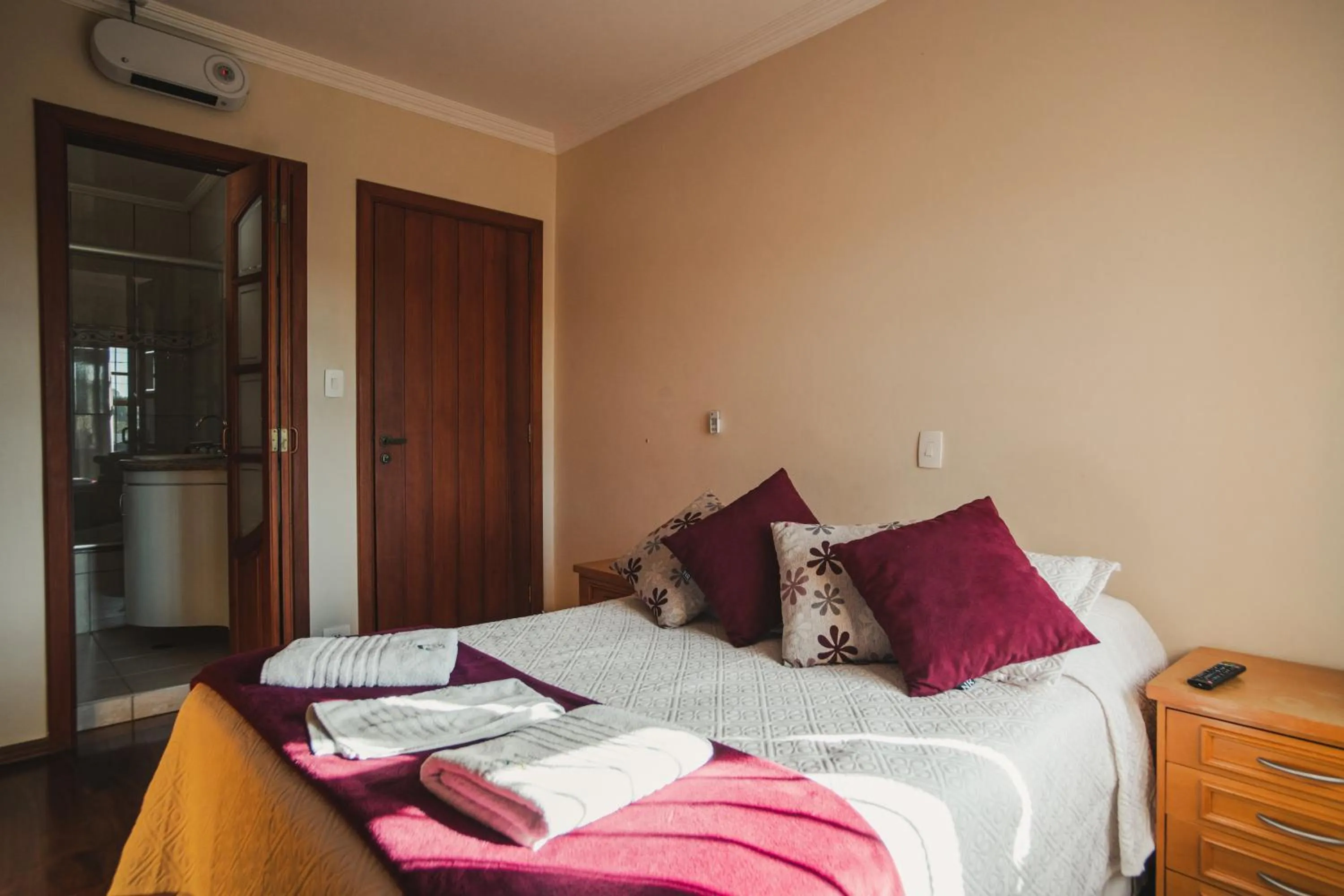 Bed in Recanto Ninho Verde Village