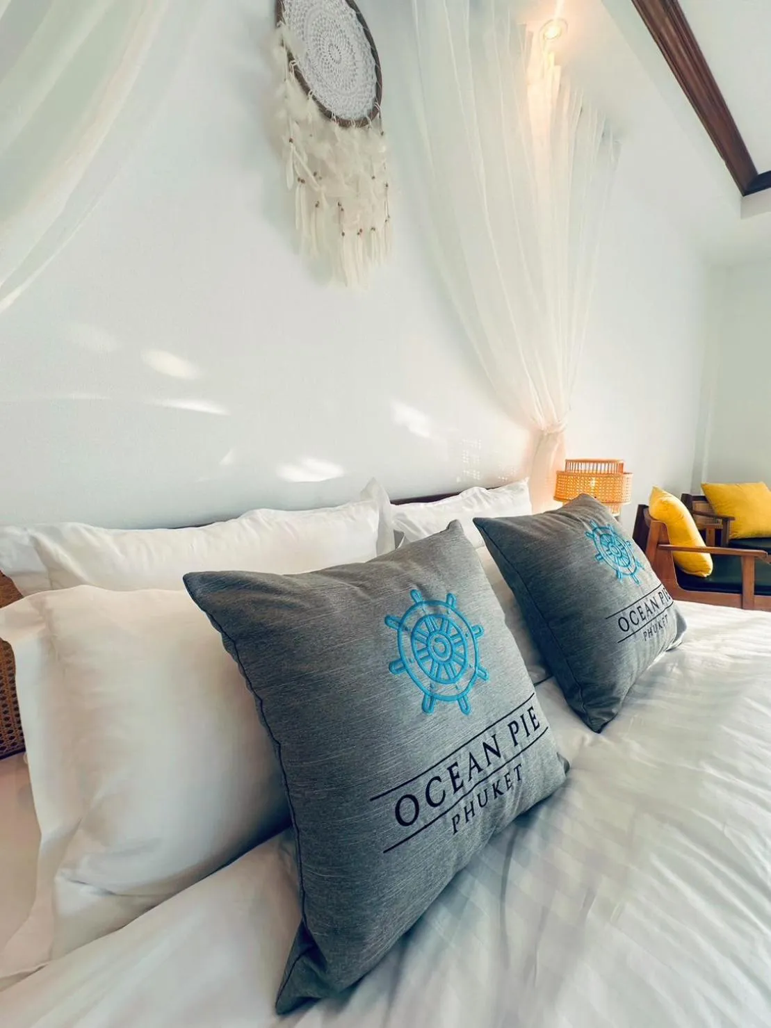 Bed in Ocean Pie Phuket - Adult Only