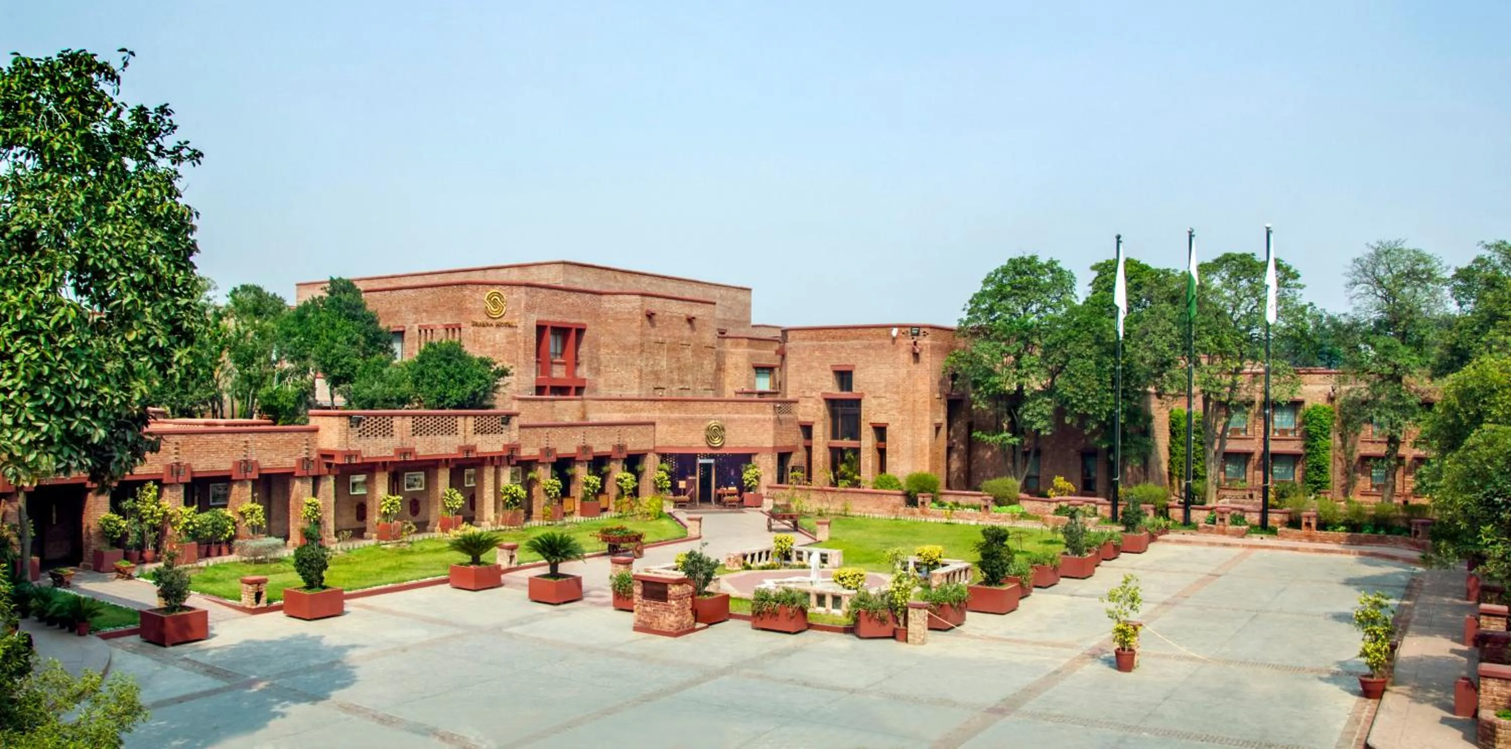 Facade/entrance in Faisalabad Serena Hotel