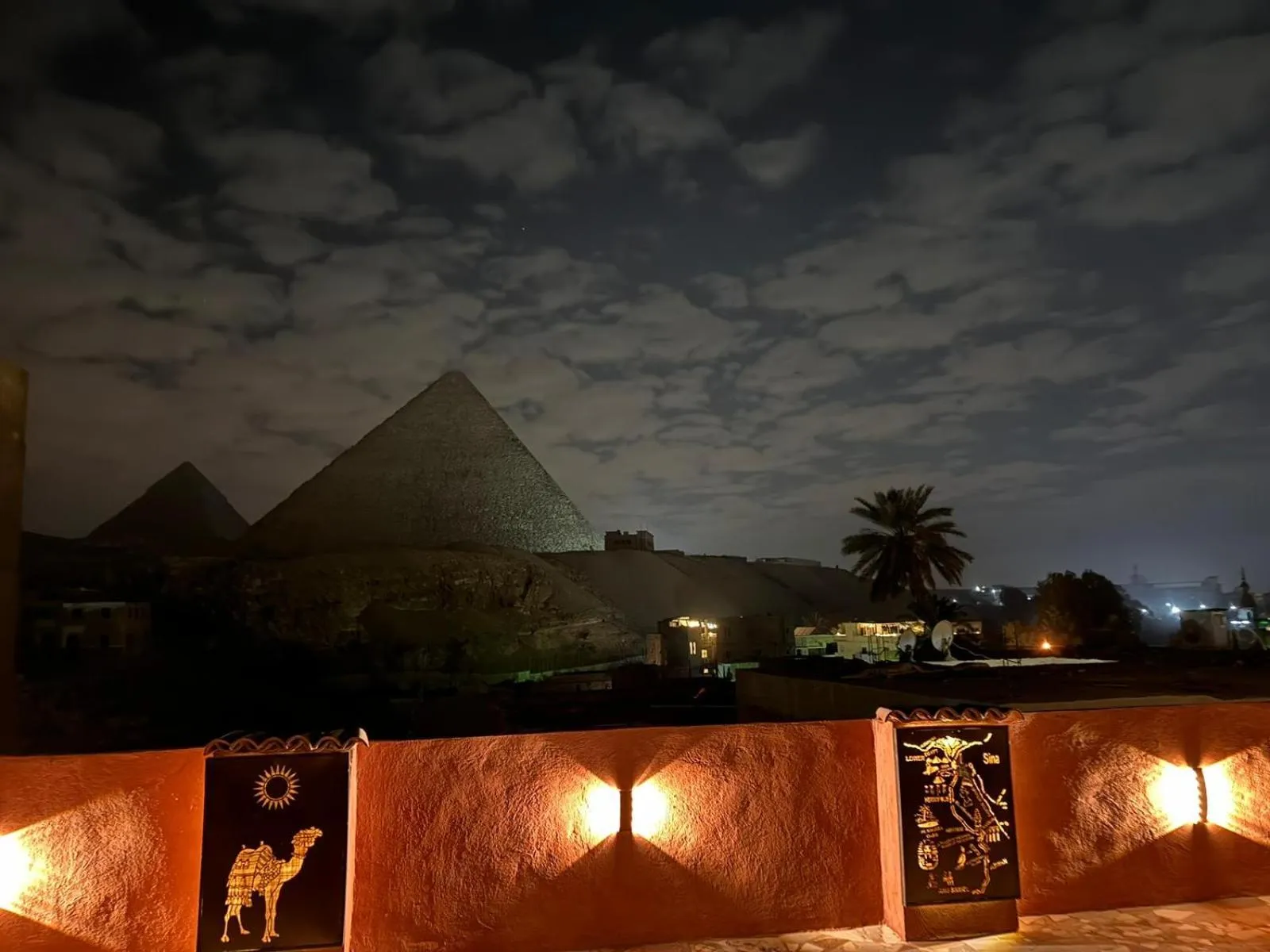 Night in Energy Of Pyramid Hotel
