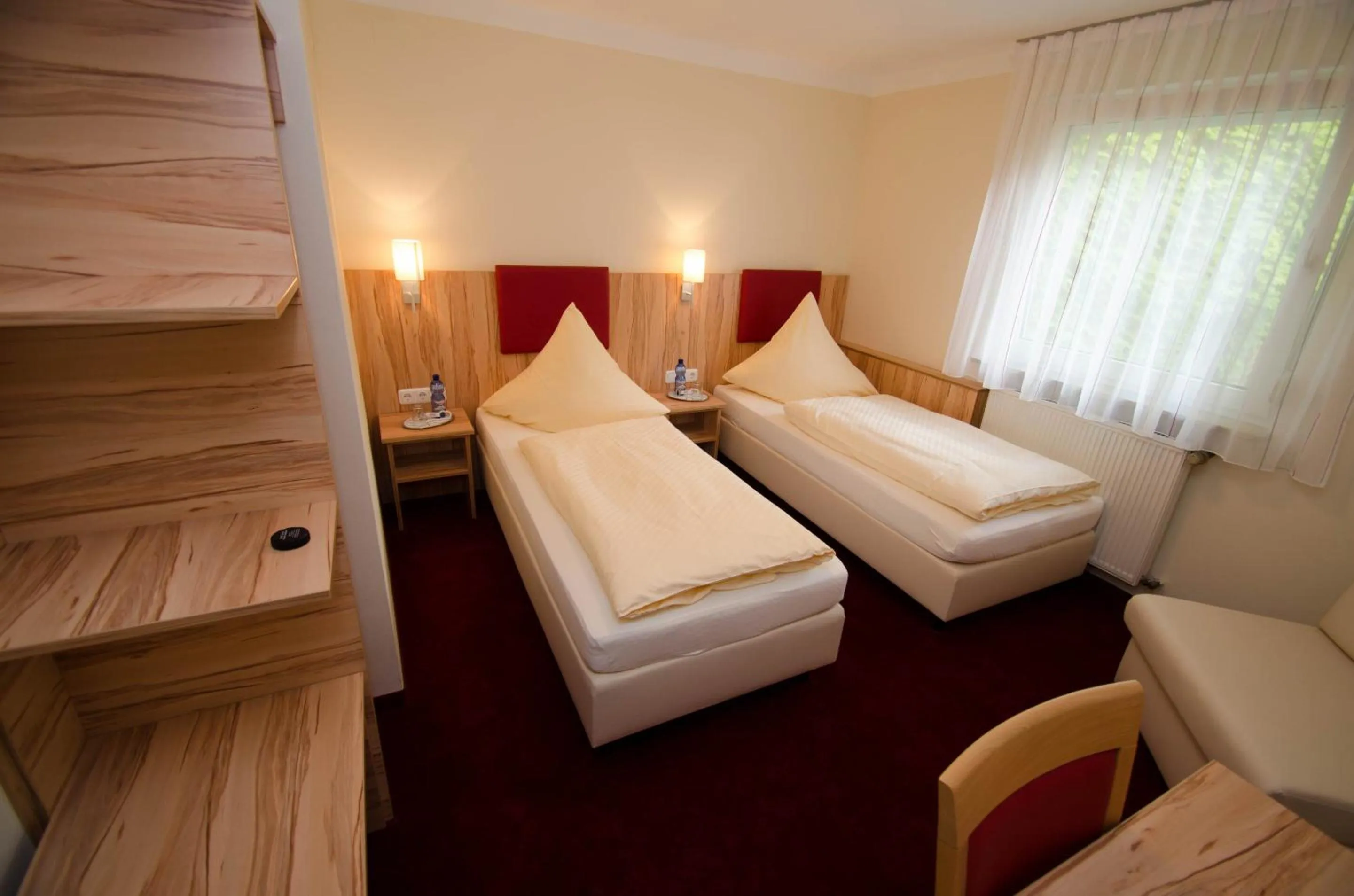 Bedroom in Hotel König Humbert