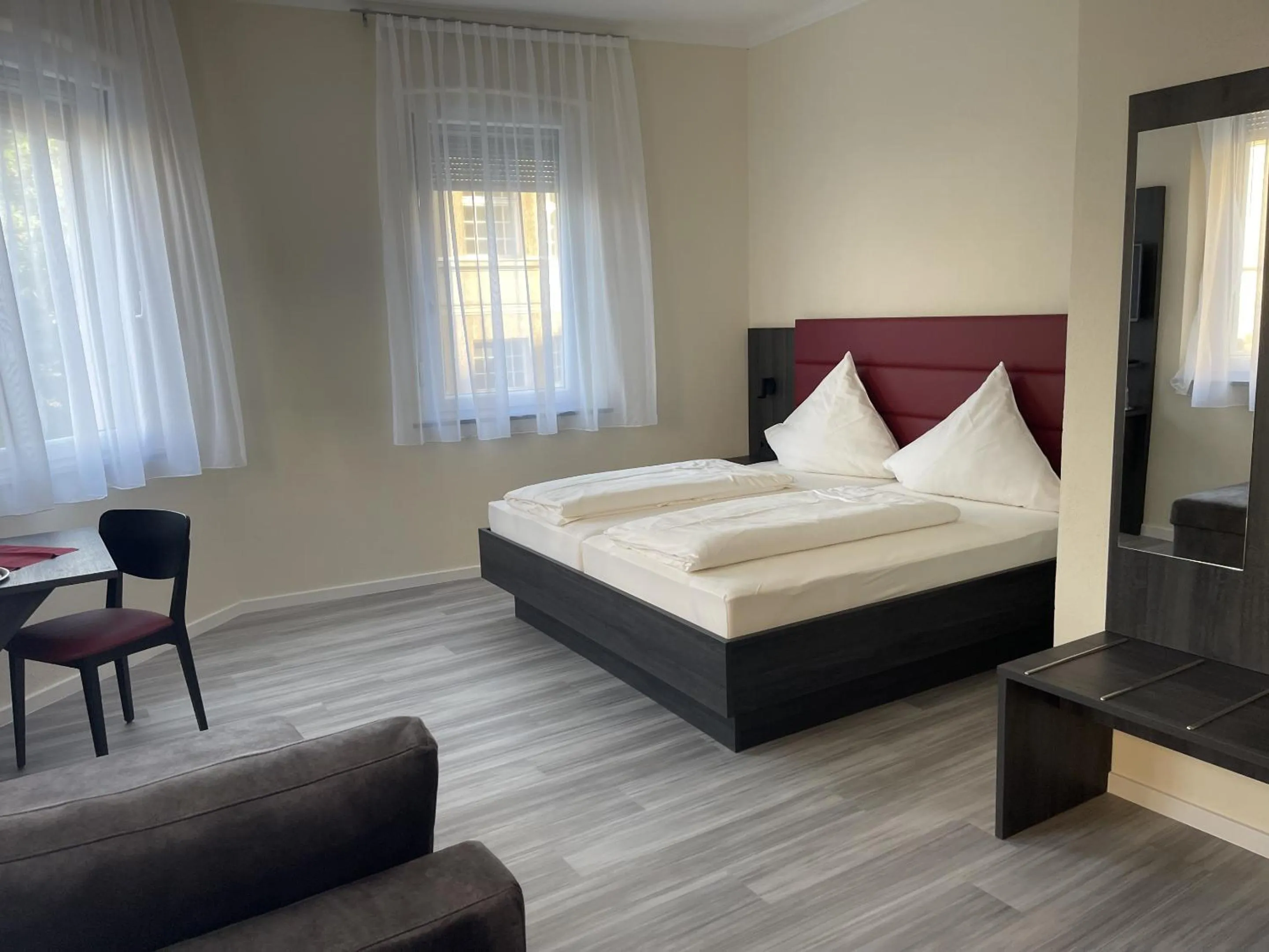 Bedroom in Hotel König Humbert