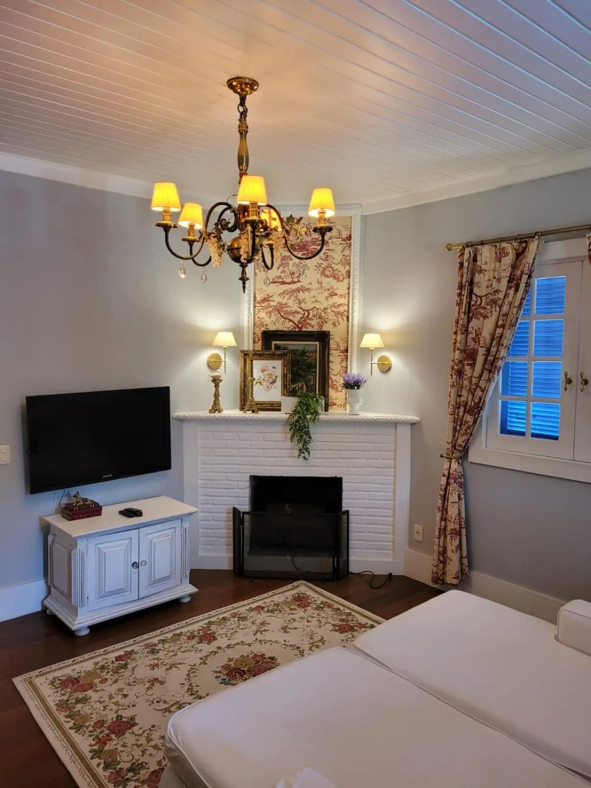 Superior King Room in La Belle Provence