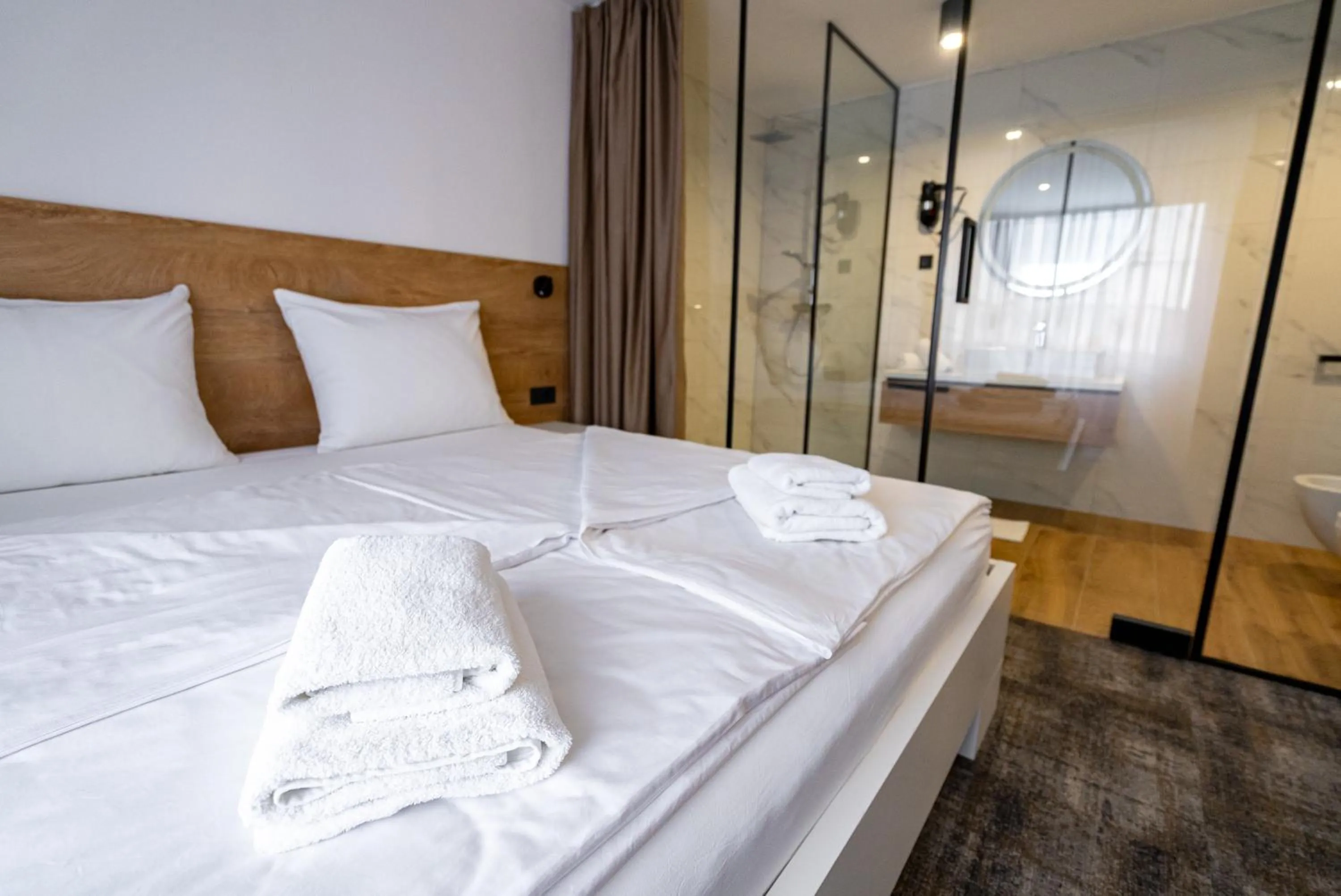 Bed in City Hotel Krško