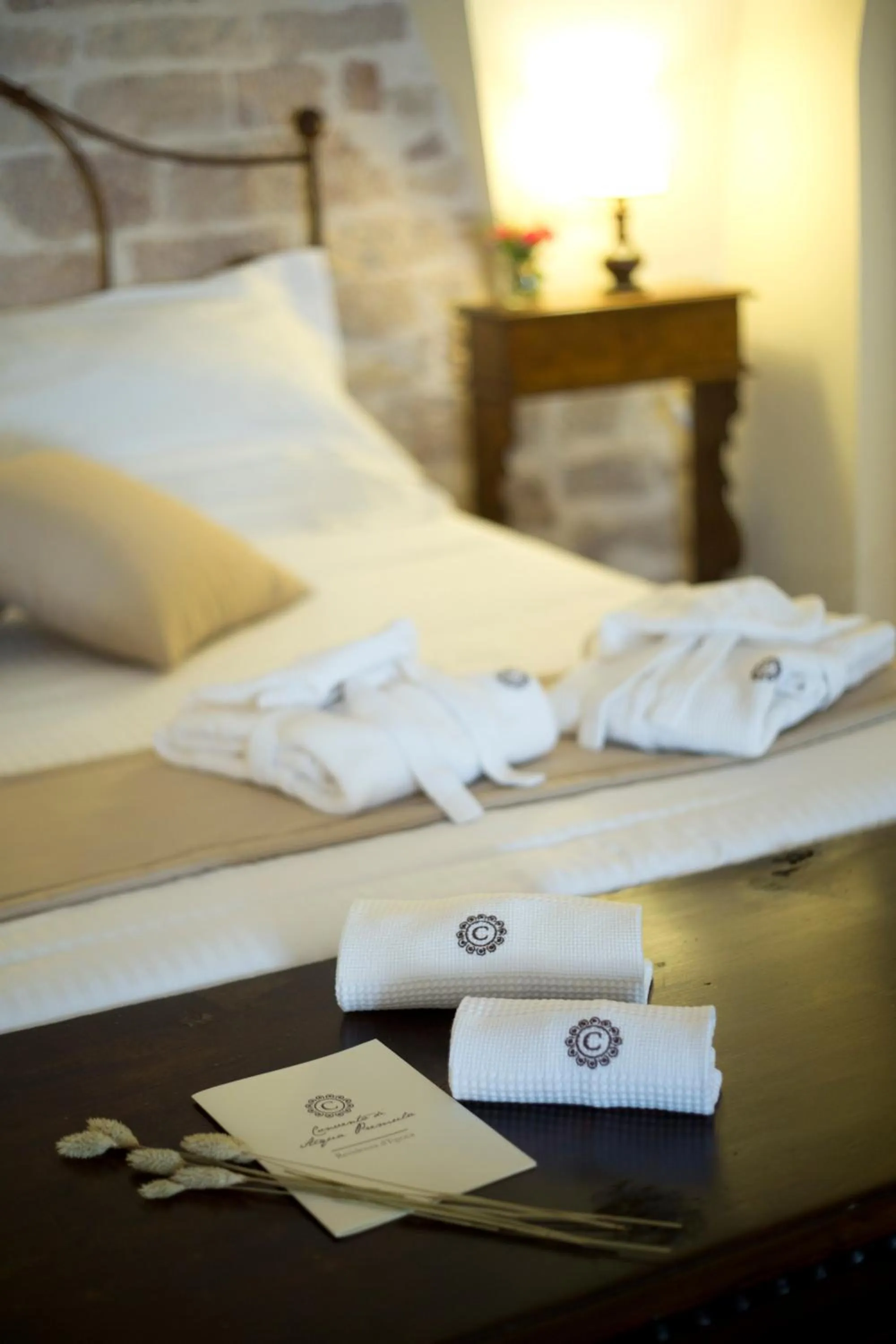 Decorative detail, Bed in Convento di Acqua Premula