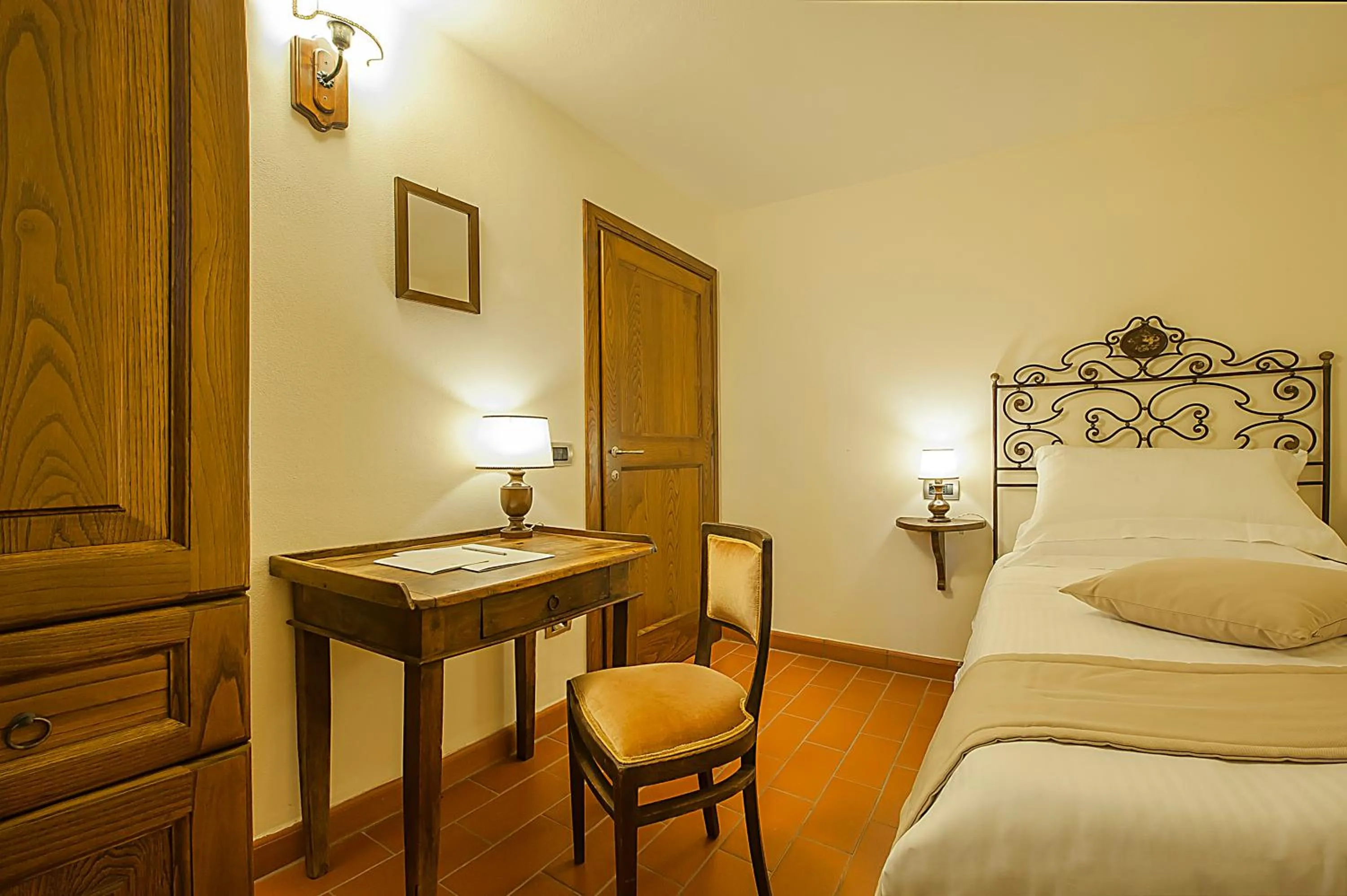 Bed in Convento di Acqua Premula