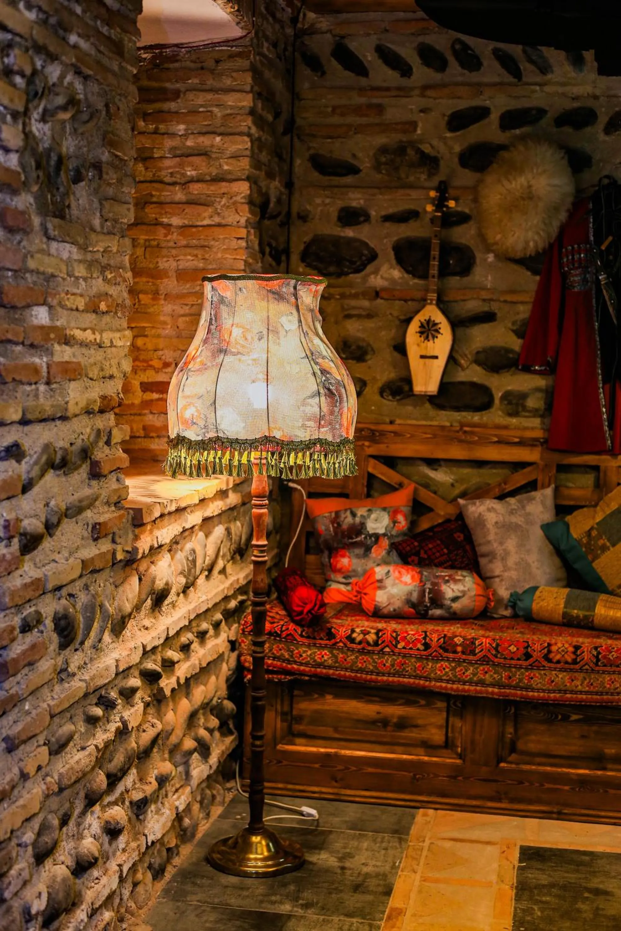 Restaurant/places to eat in Dzvel Ubanshi