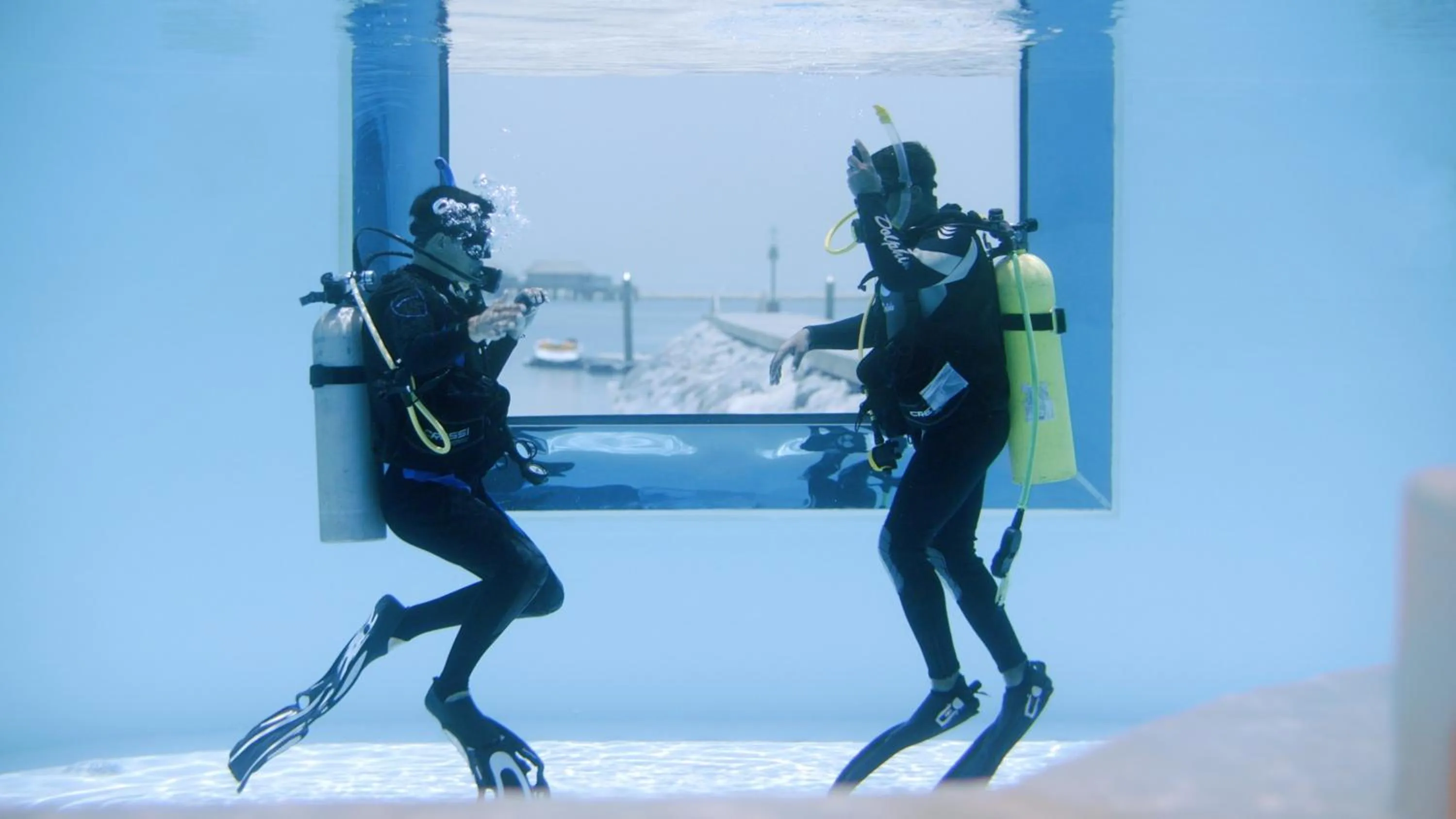 Diving in Banana Island Resort Doha by Anantara