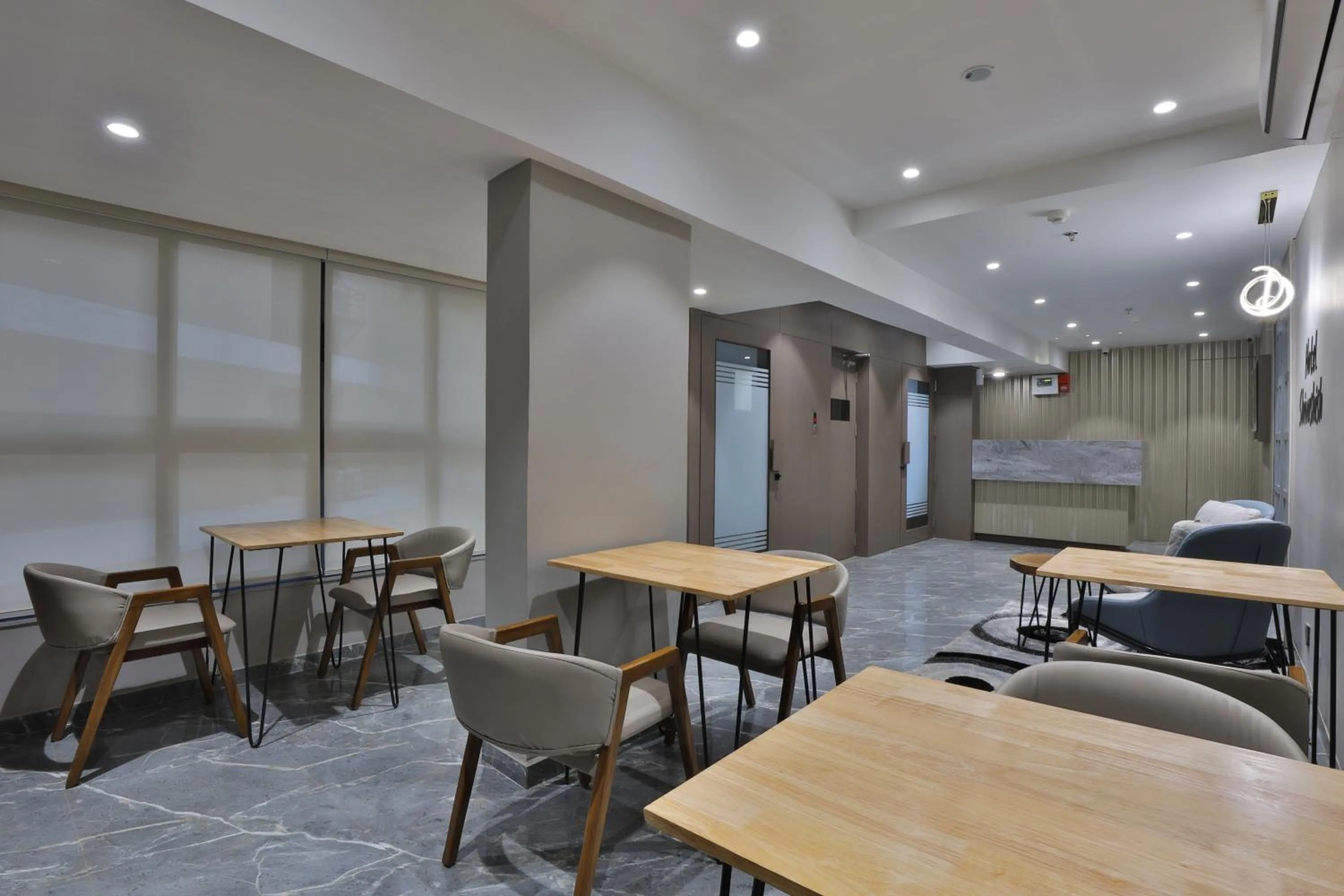 Breakfast in Hotel Shivashish