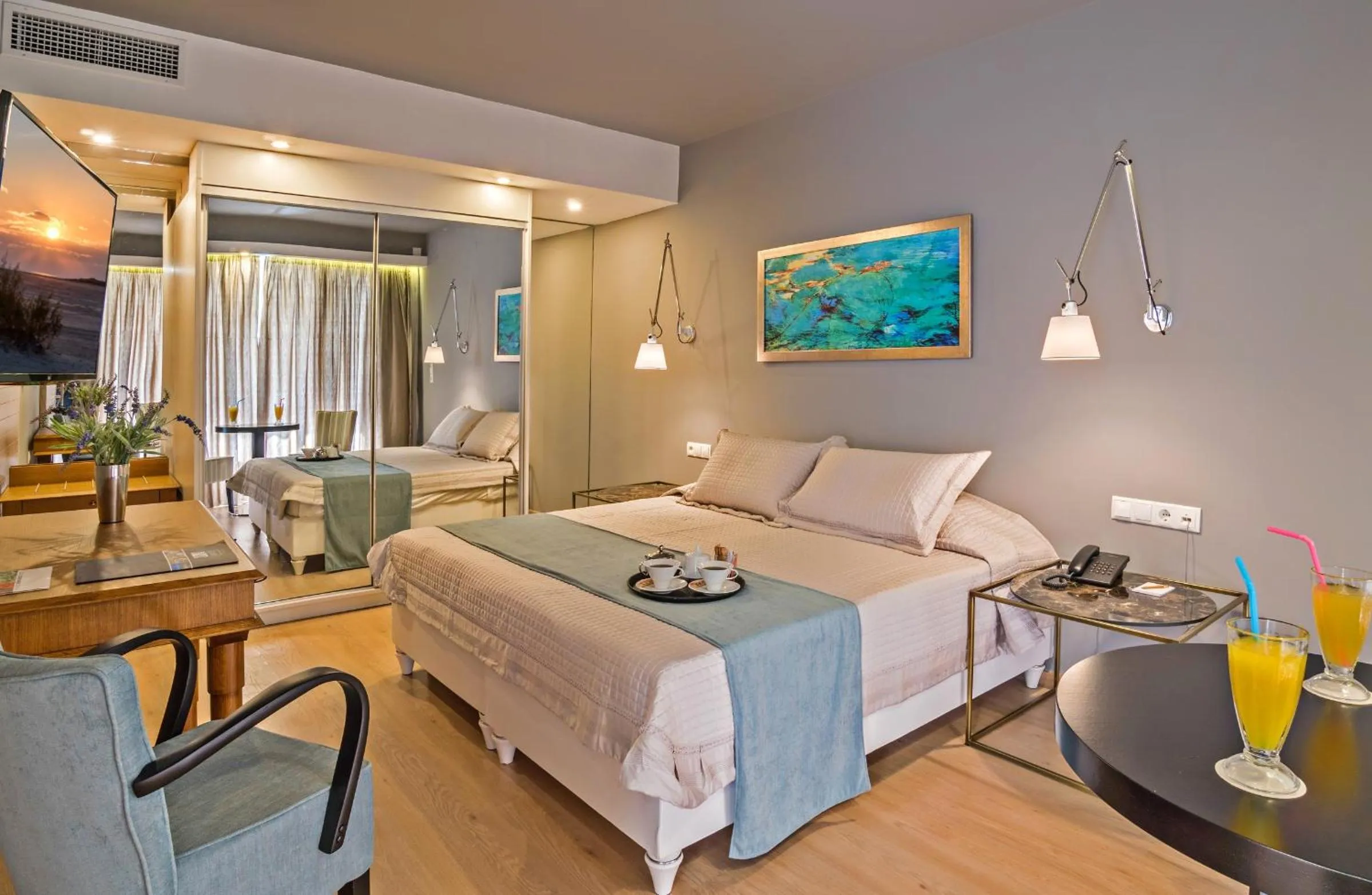 Bed in Swell Boutique Hotel