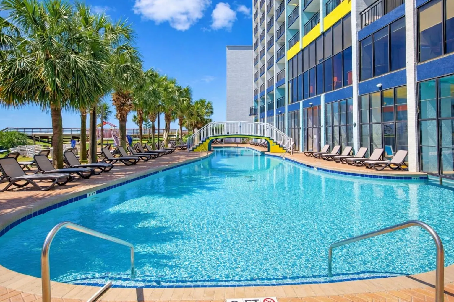 Heated Pools, Heated lazy river, 3 hot tubs-Privately owned Oceanfront renovated condo on 12th floor