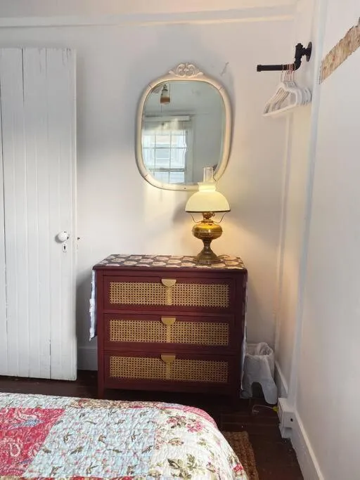 Bed in The Albert - Walk to Beach & Asbury