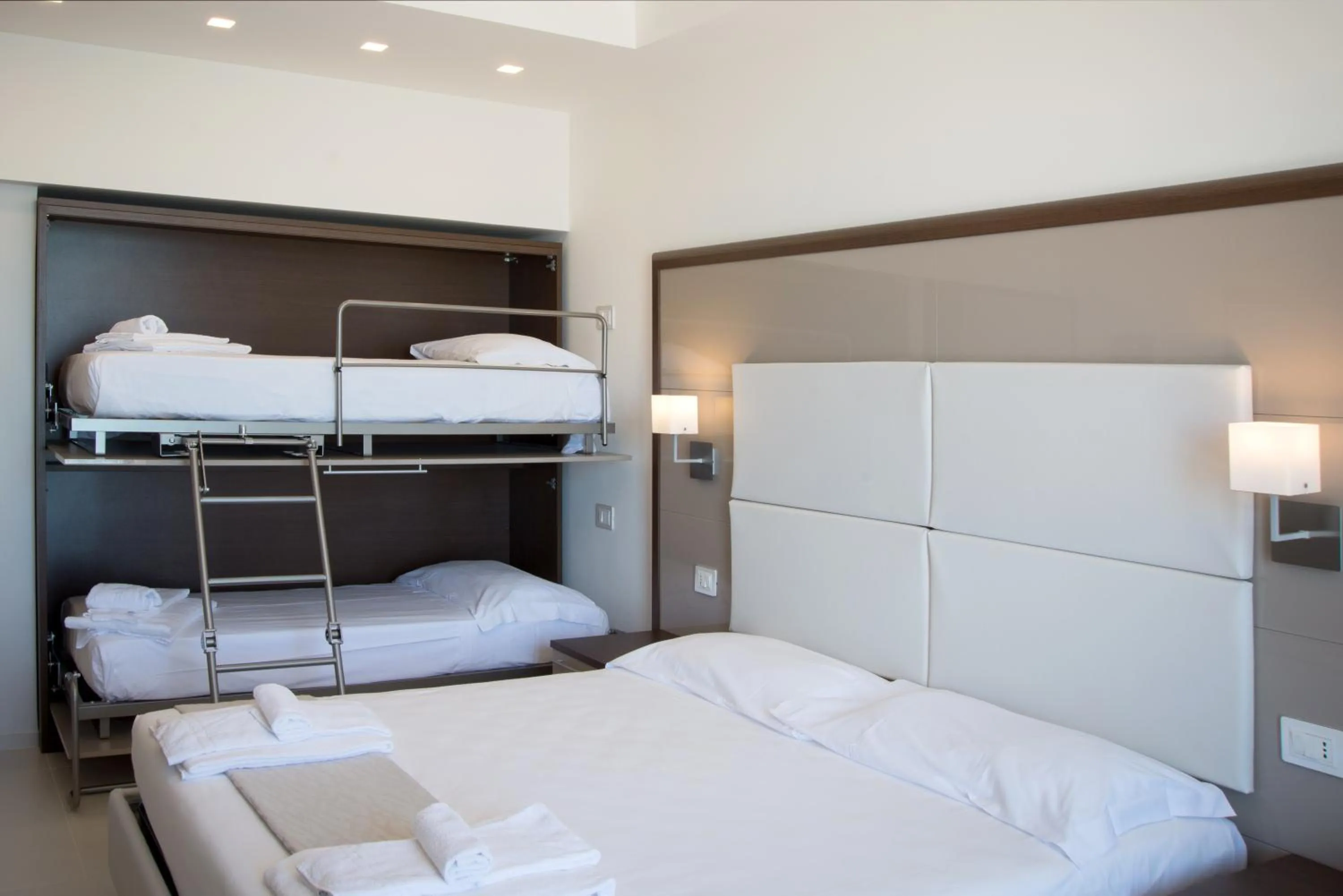 Bedroom in Hotel Baia Marina