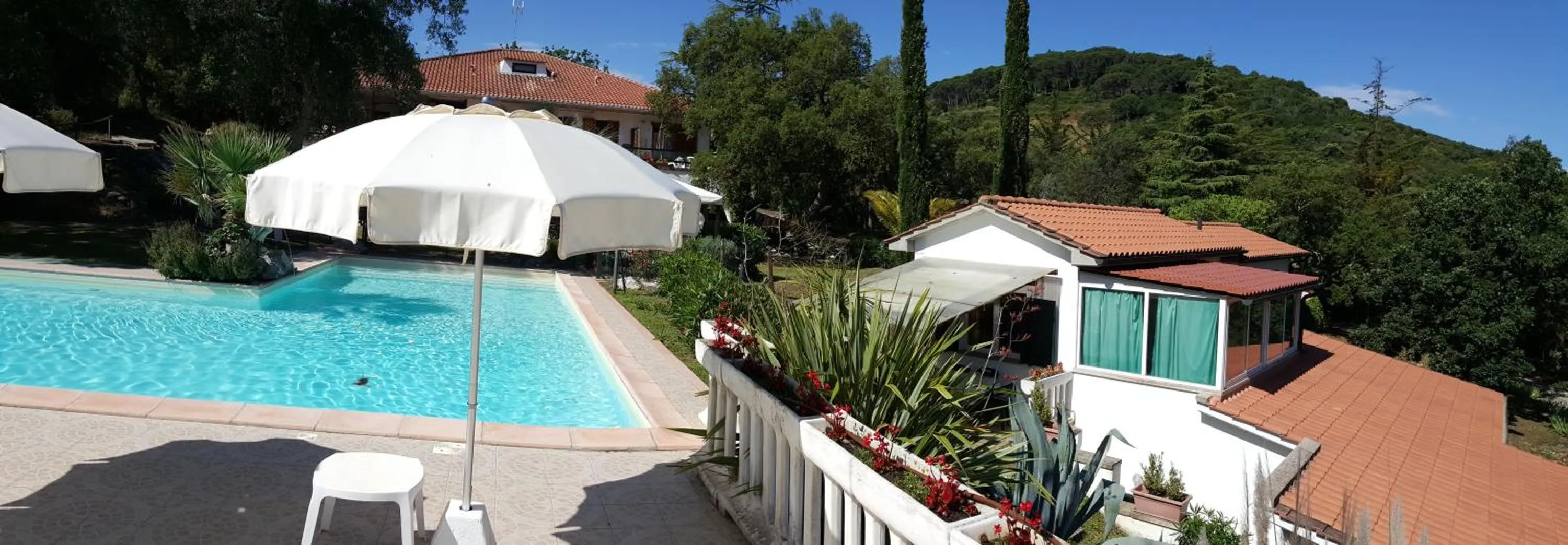 Property building in Residence Oasis