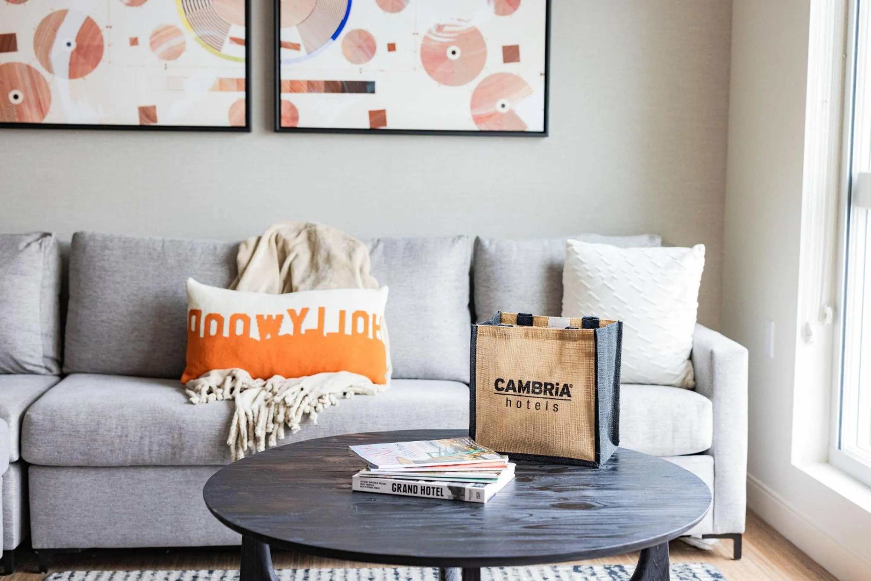 Bedroom in Cambria Hotel Burbank Airport