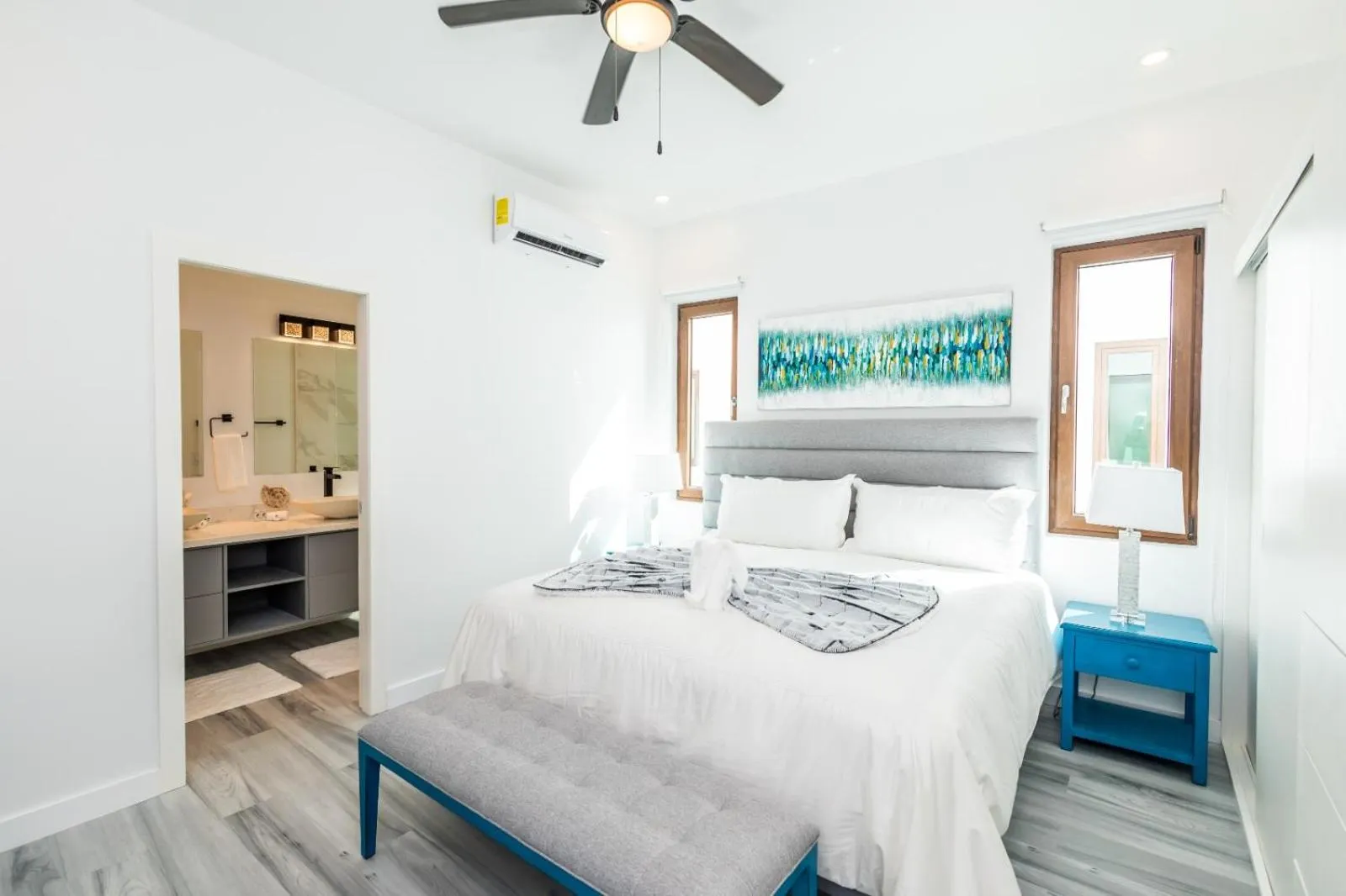 Bed in Acqua di Mare Resort