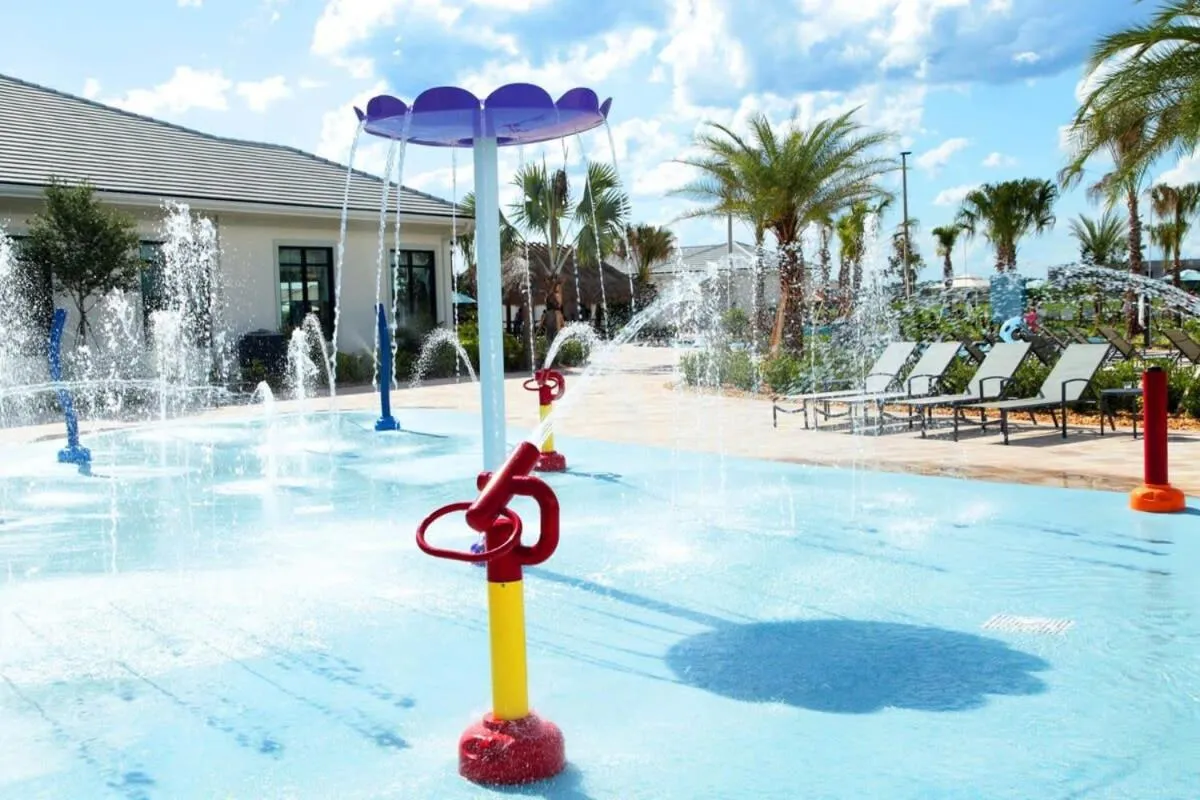 Family Paradise Space Themed Perfect Location