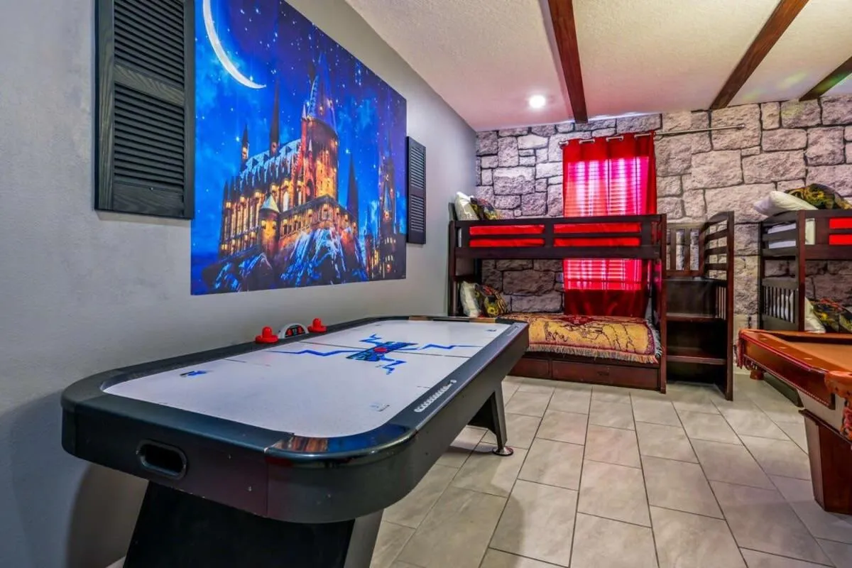 Family Paradise Space Themed Perfect Location