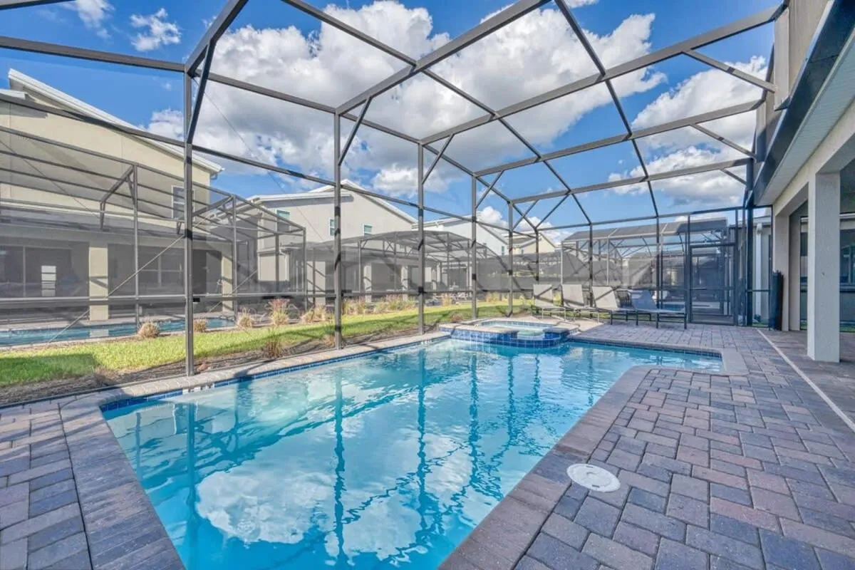 Family Paradise Space Themed Perfect Location