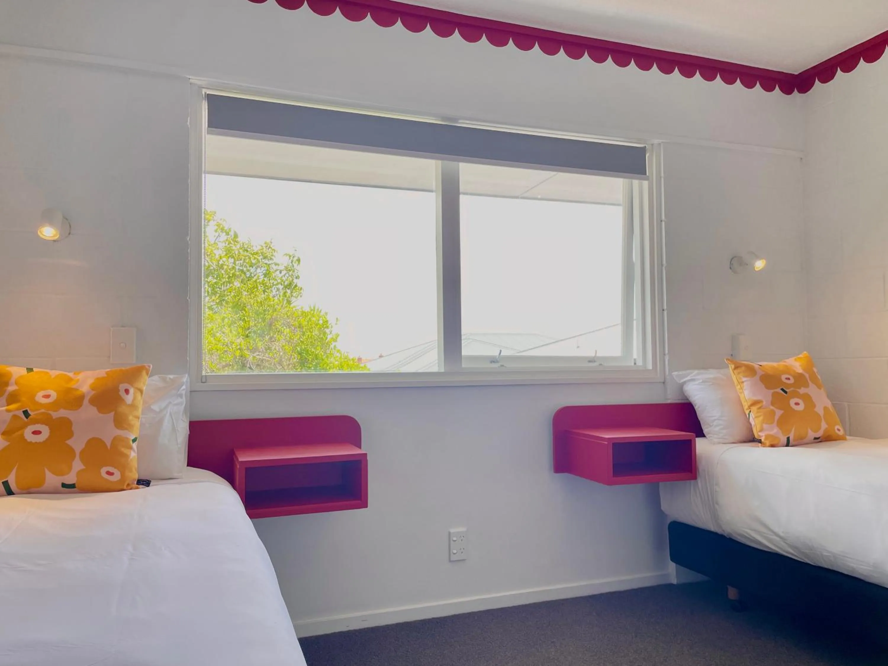 Bed in Mount Eden Motel