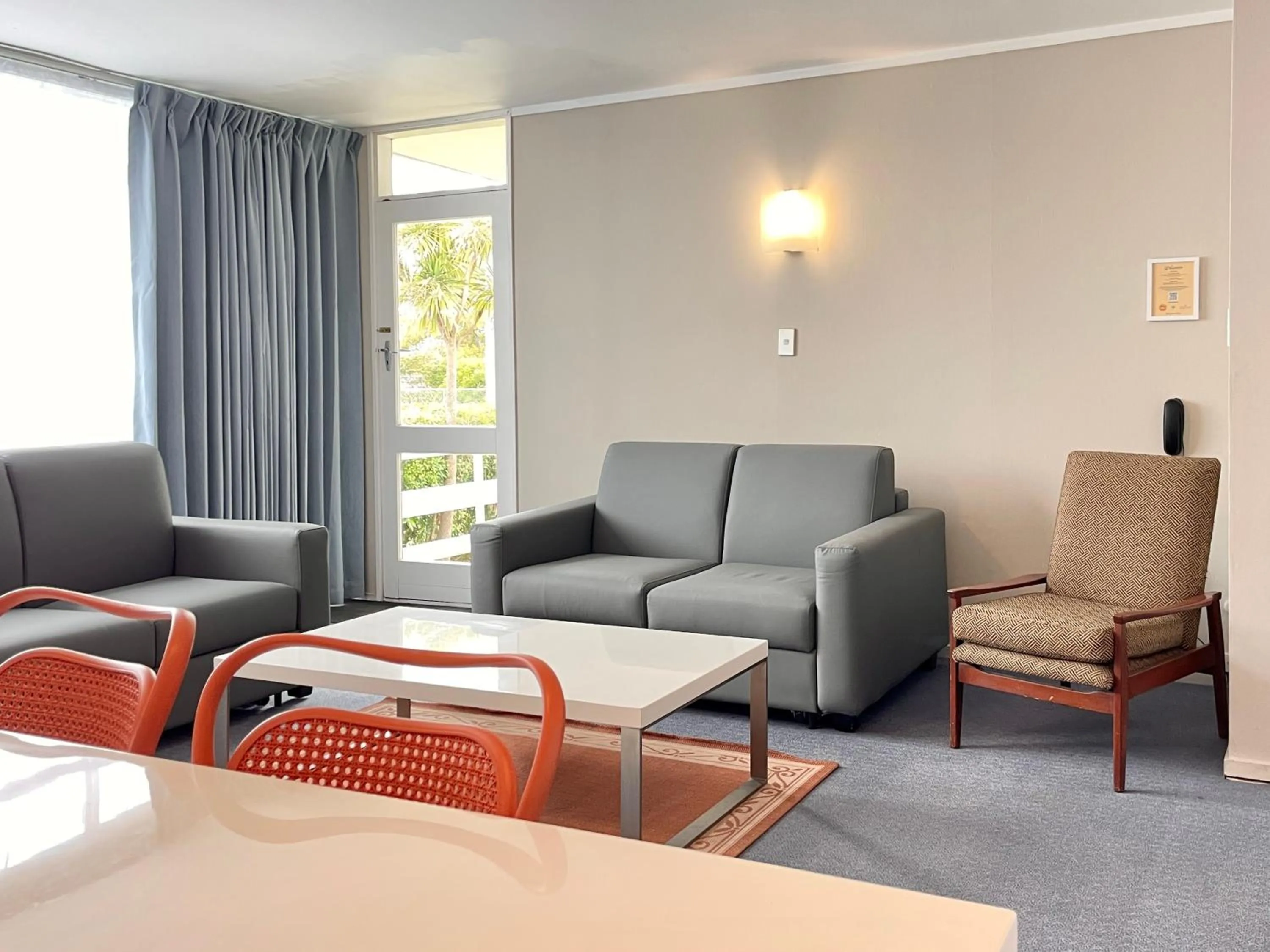 Living room in Mount Eden Motel