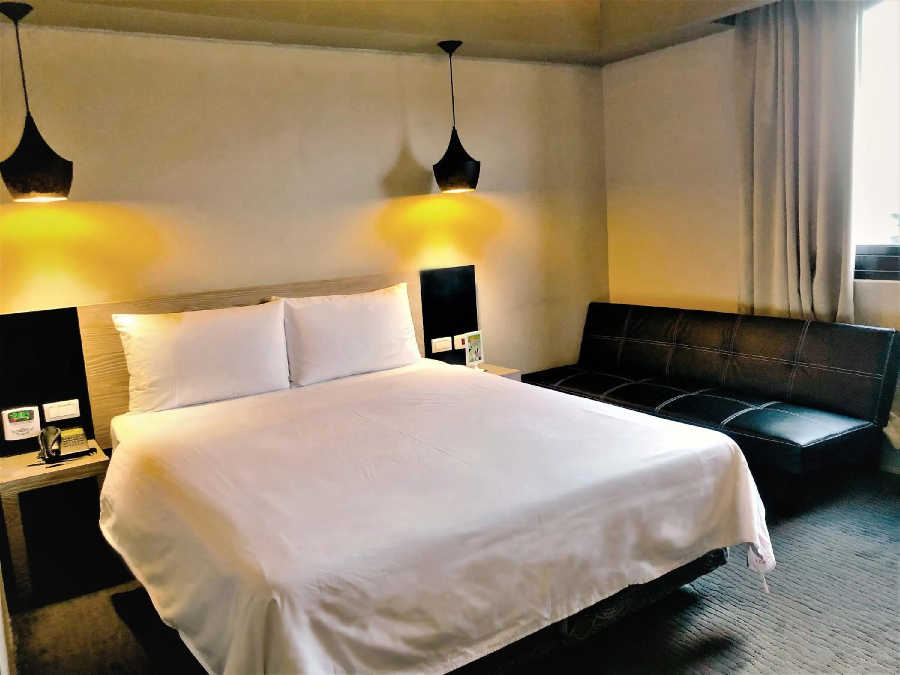 bunk bed, Bed in Kiwi Express Hotel - Jiuru Rd