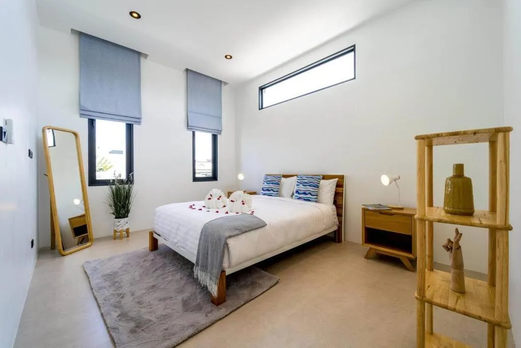 Bed in Luxury Modern 6 Bed Private Pool Villa LLW