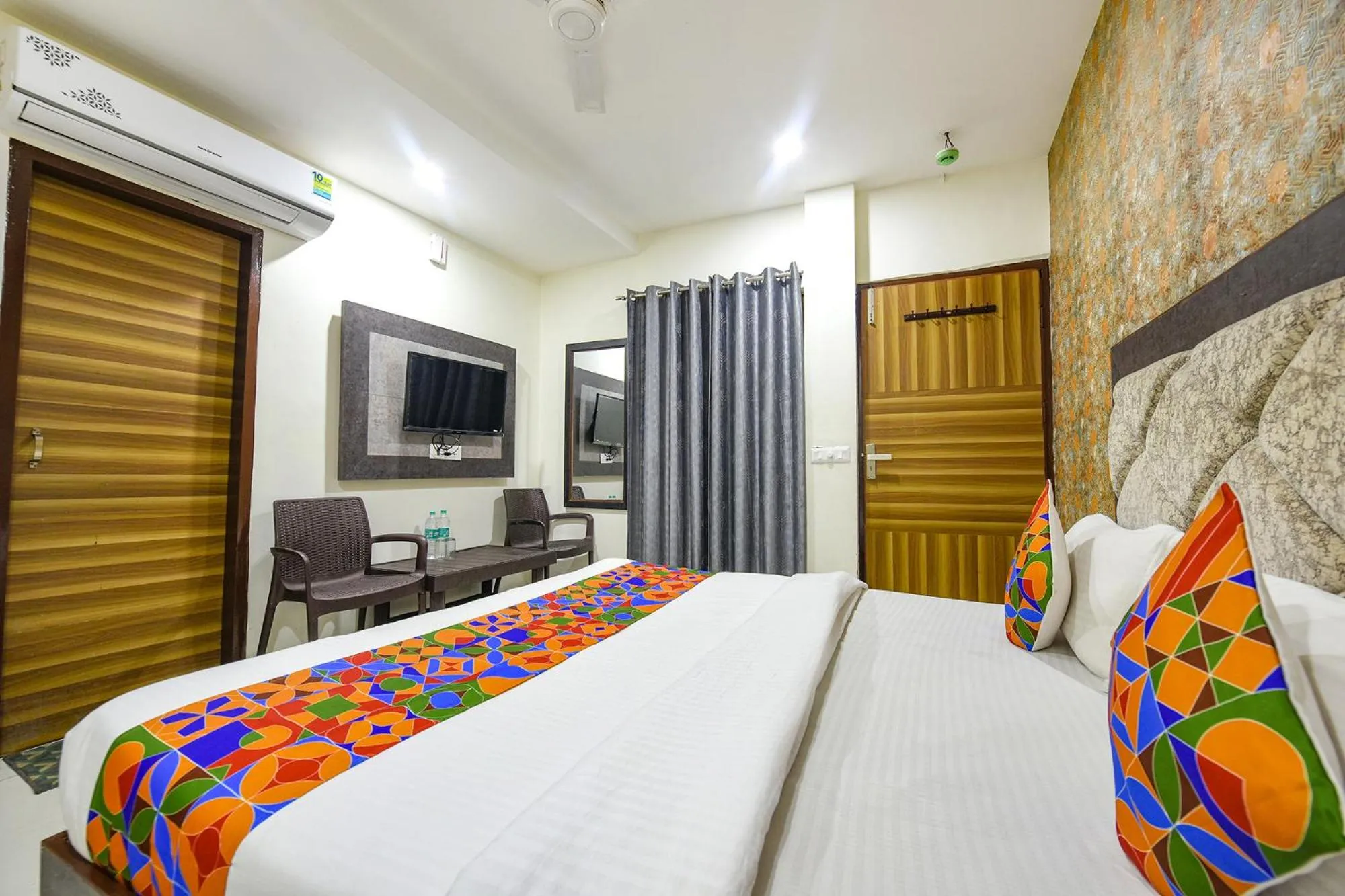 Bed in FabHotel Green Valley