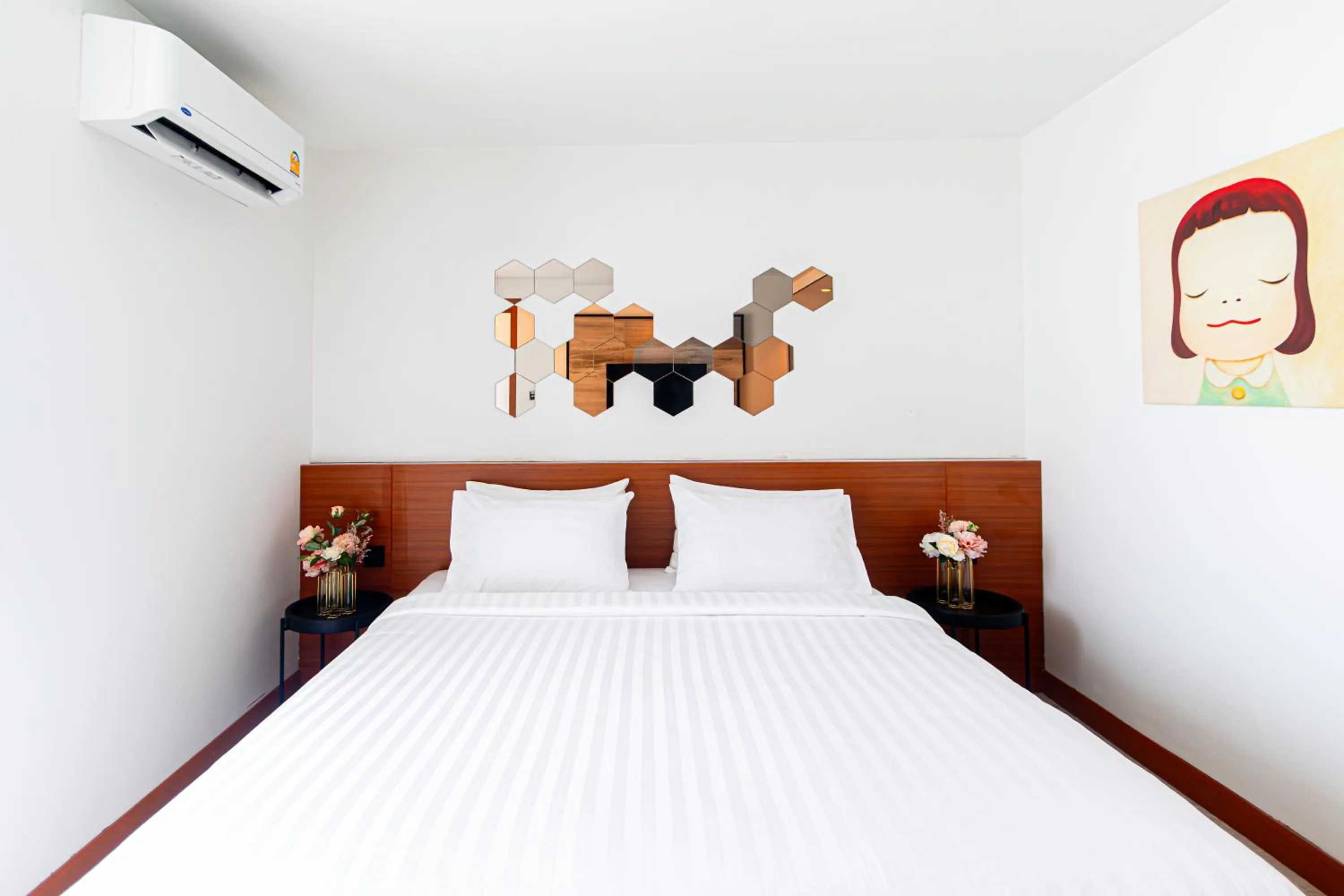 Bed in Frame Hotel Bangkok