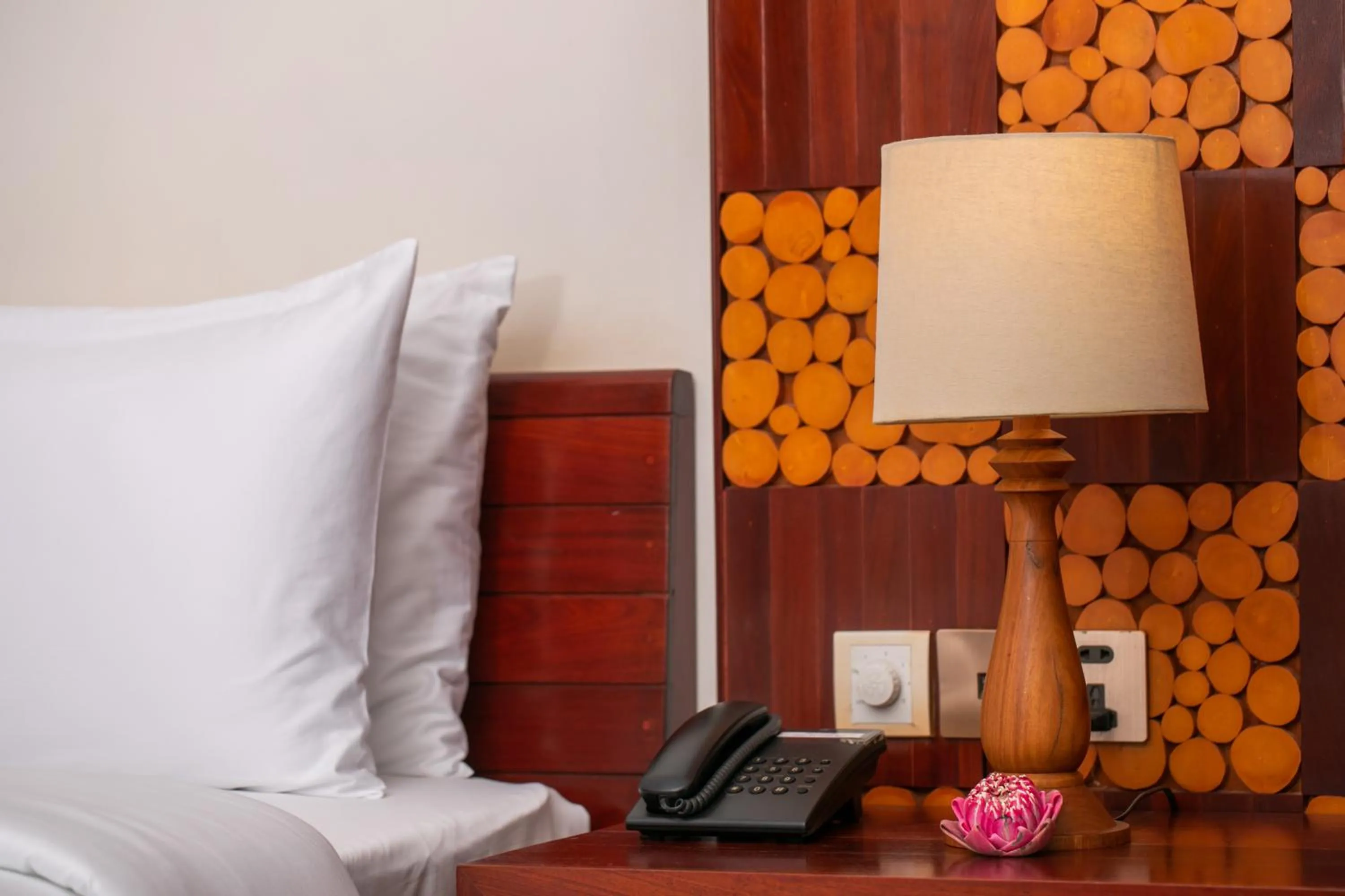 hair dresser in Mera Residence