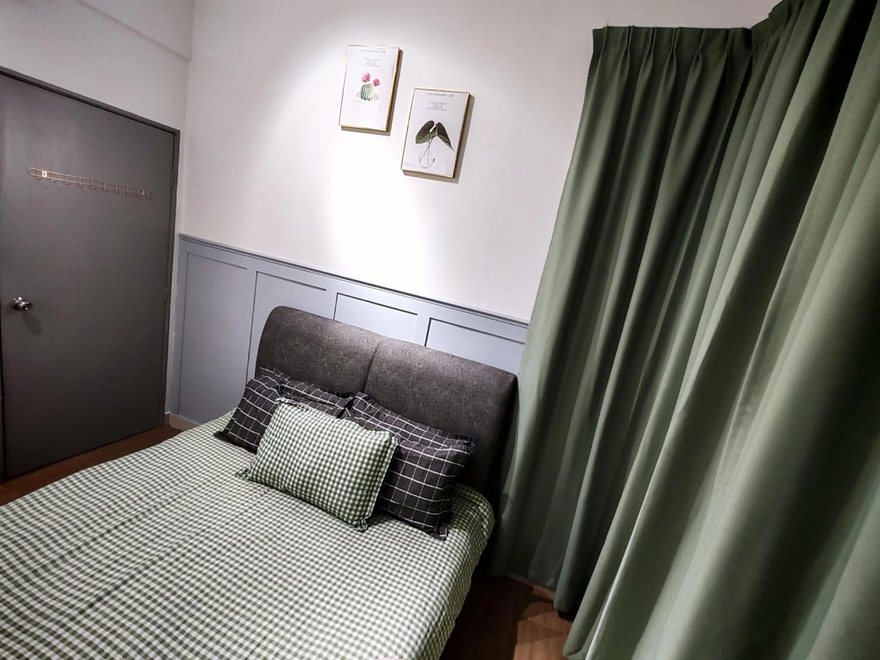 Bed in Moon Classic Falim by Irainbow