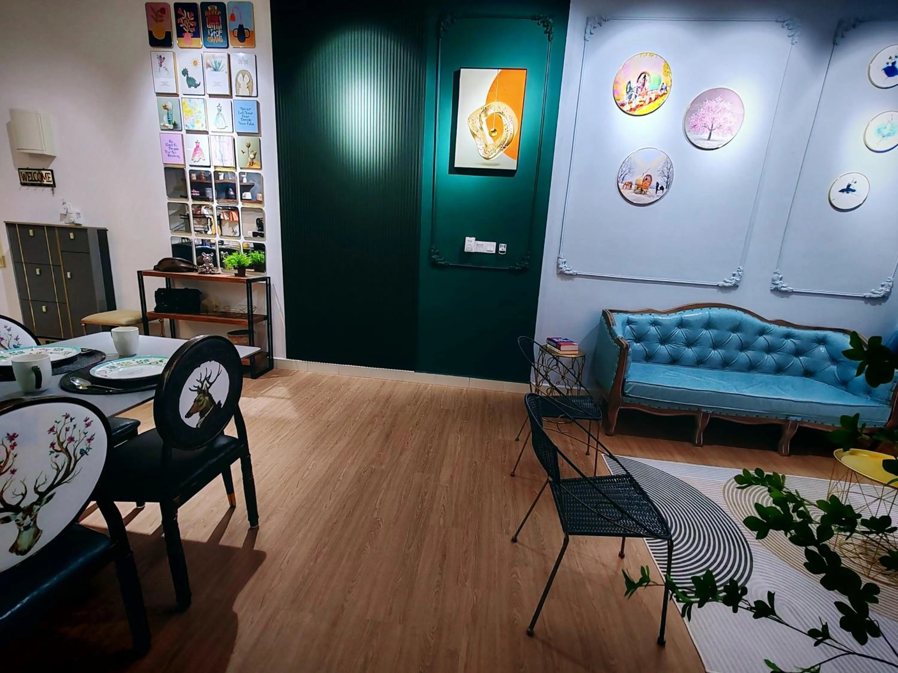 Moon Classic Falim by Irainbow