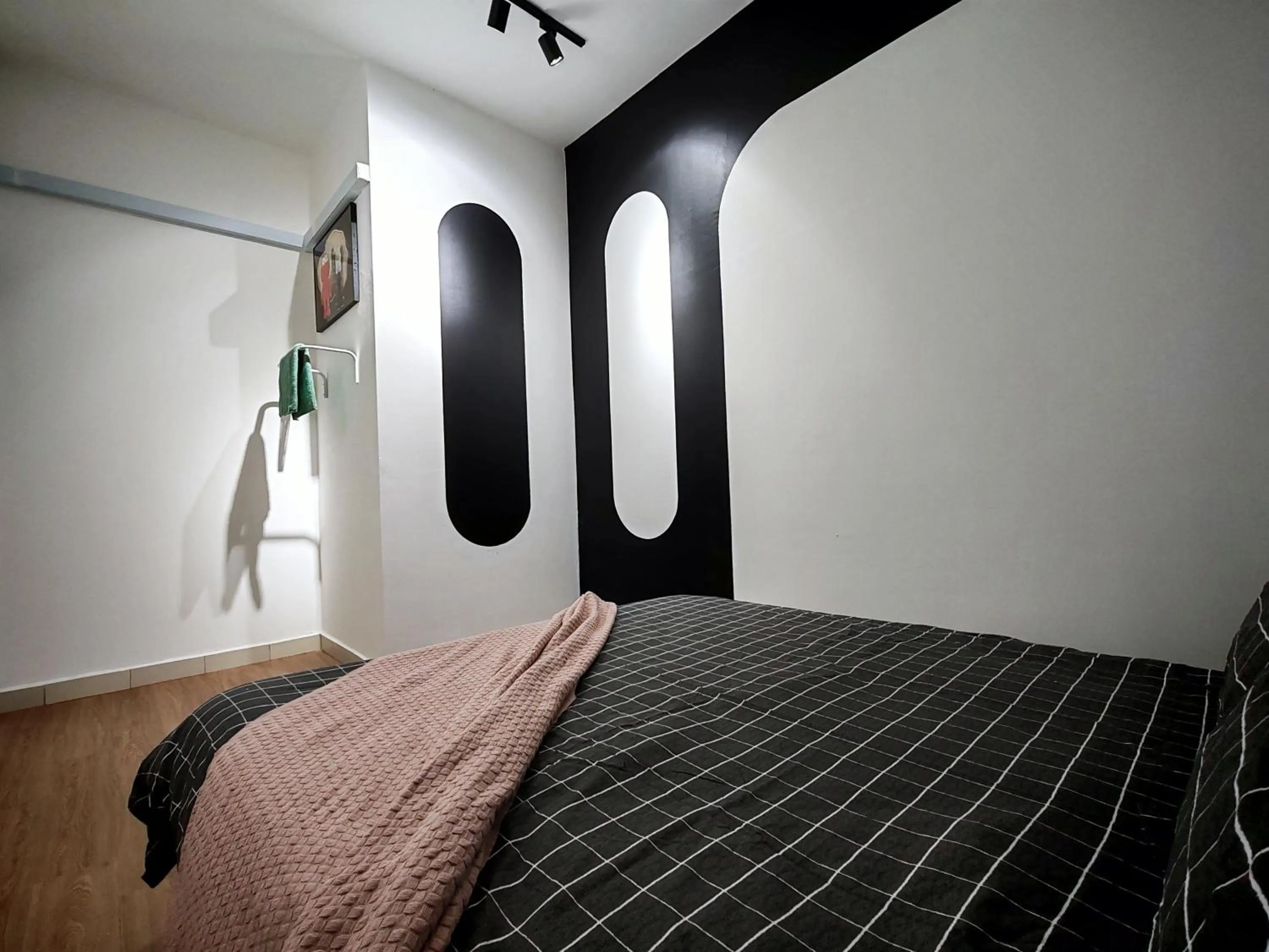 Bed in Moon Classic Falim by Irainbow